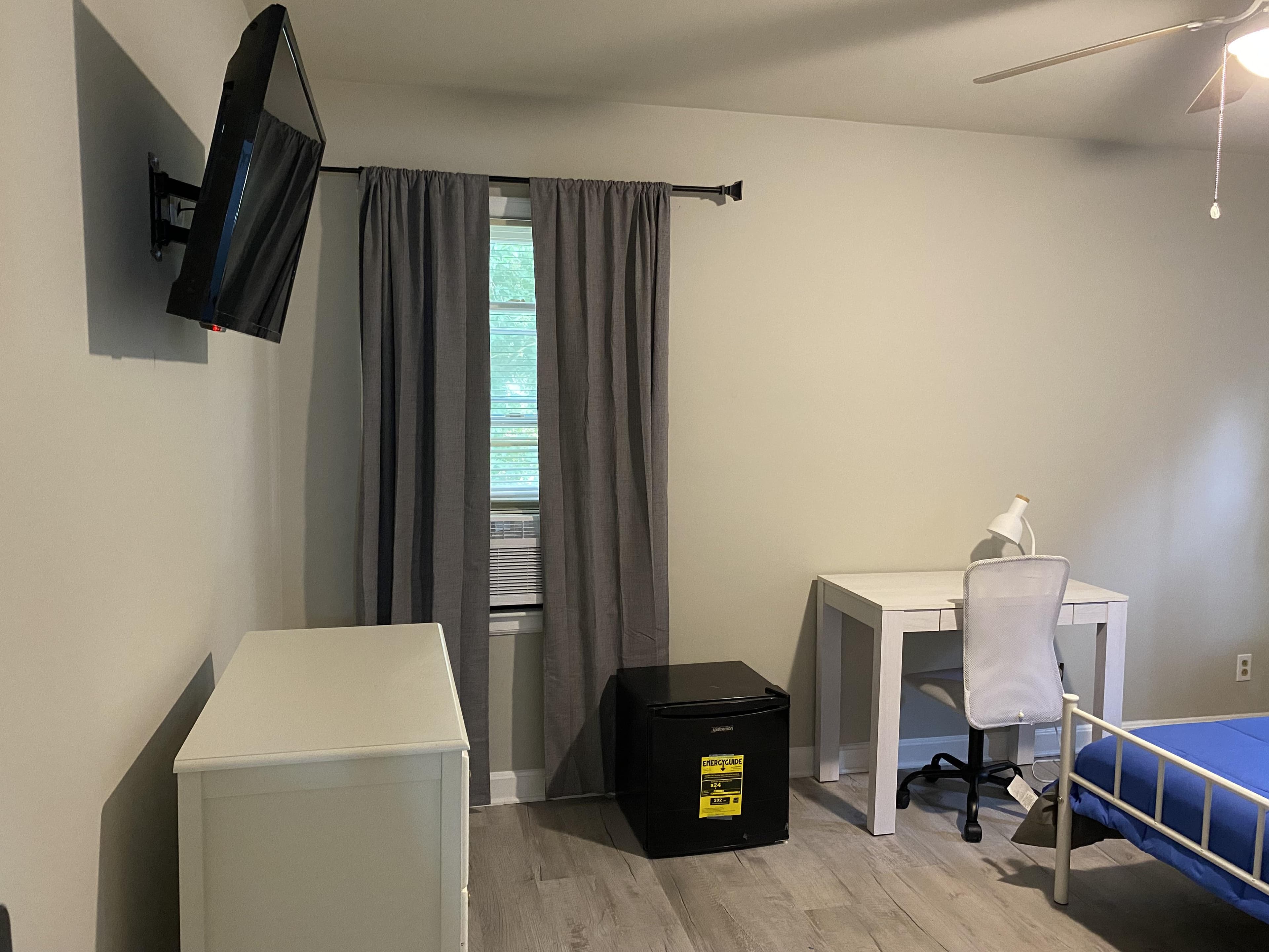 PRIVATE room photo 2