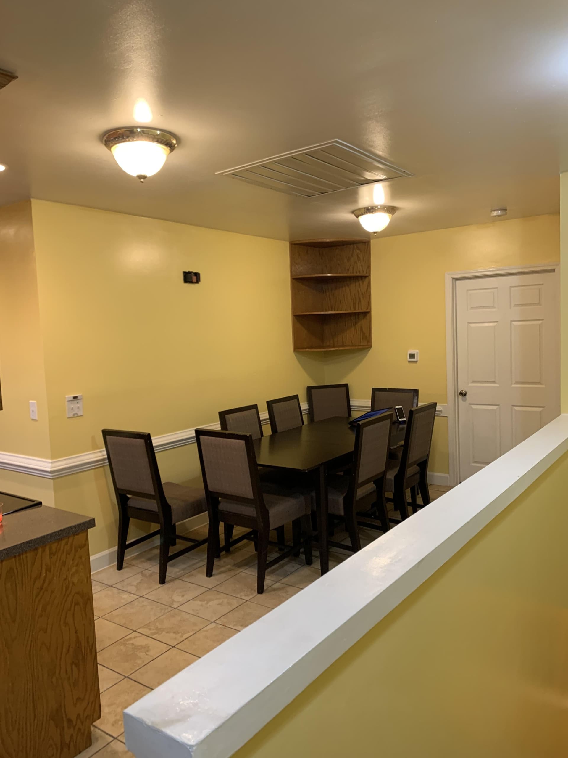 Modern Furnished Room in Charlotte - All Utilities Included! photo 2