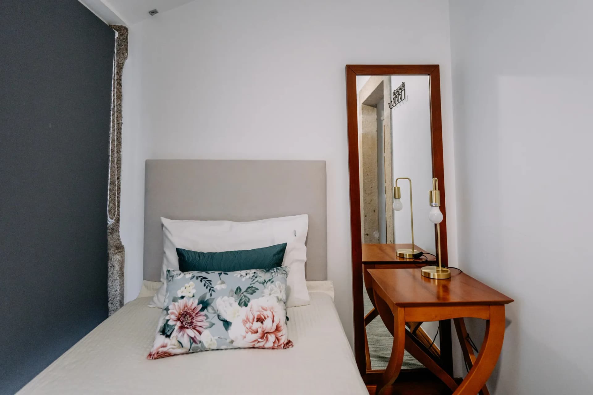 PRIVATE room photo 1