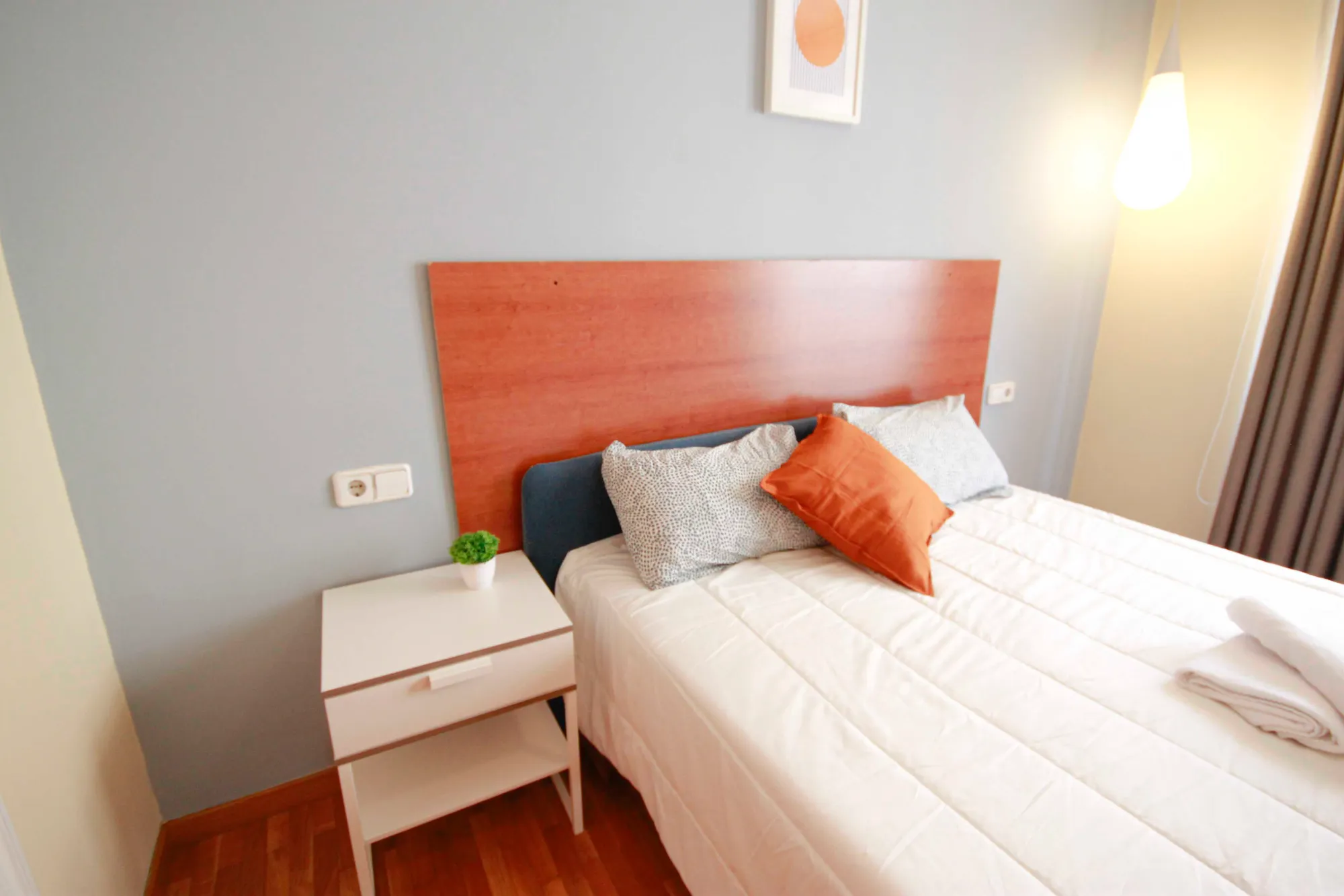 PRIVATE room photo 2