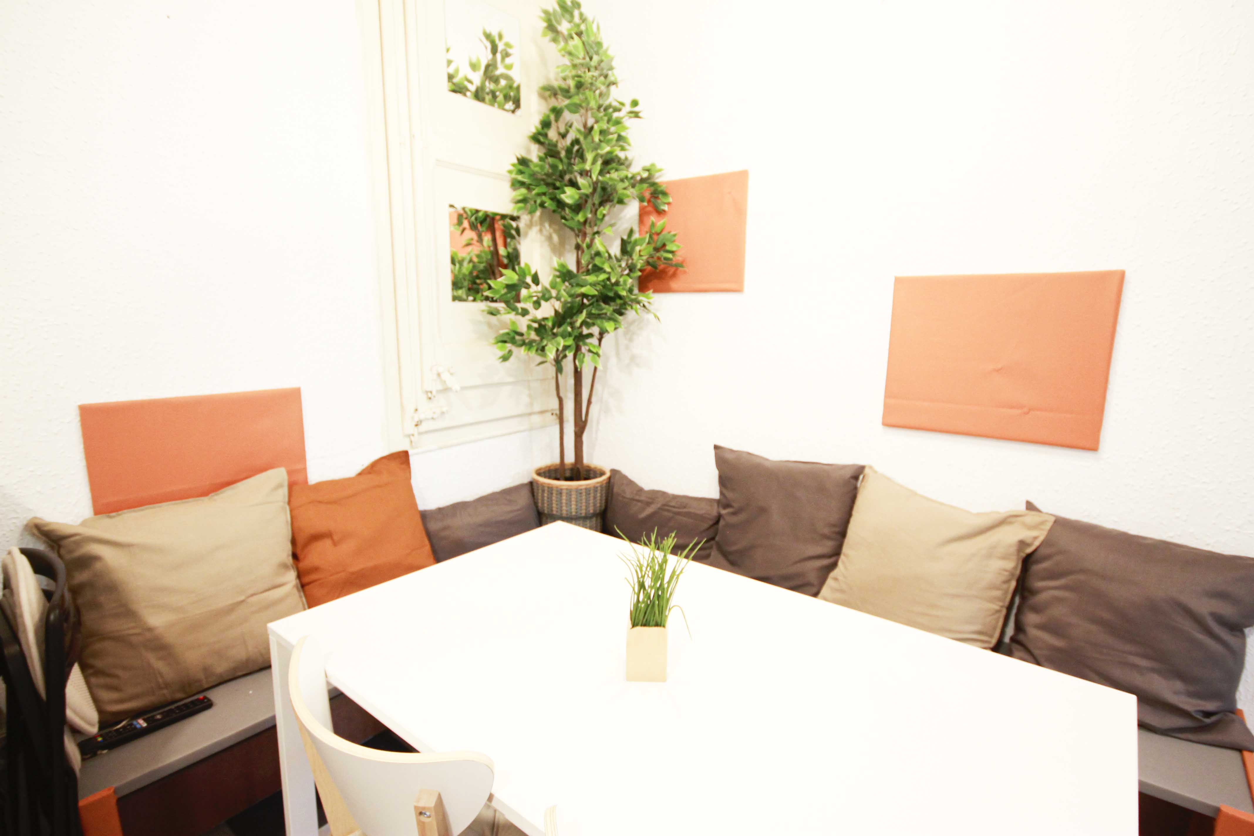 R0254 - Gran Via 470 photo 3