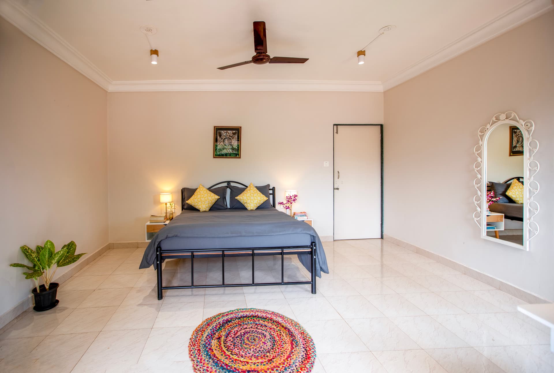 PRIVATE room photo 1