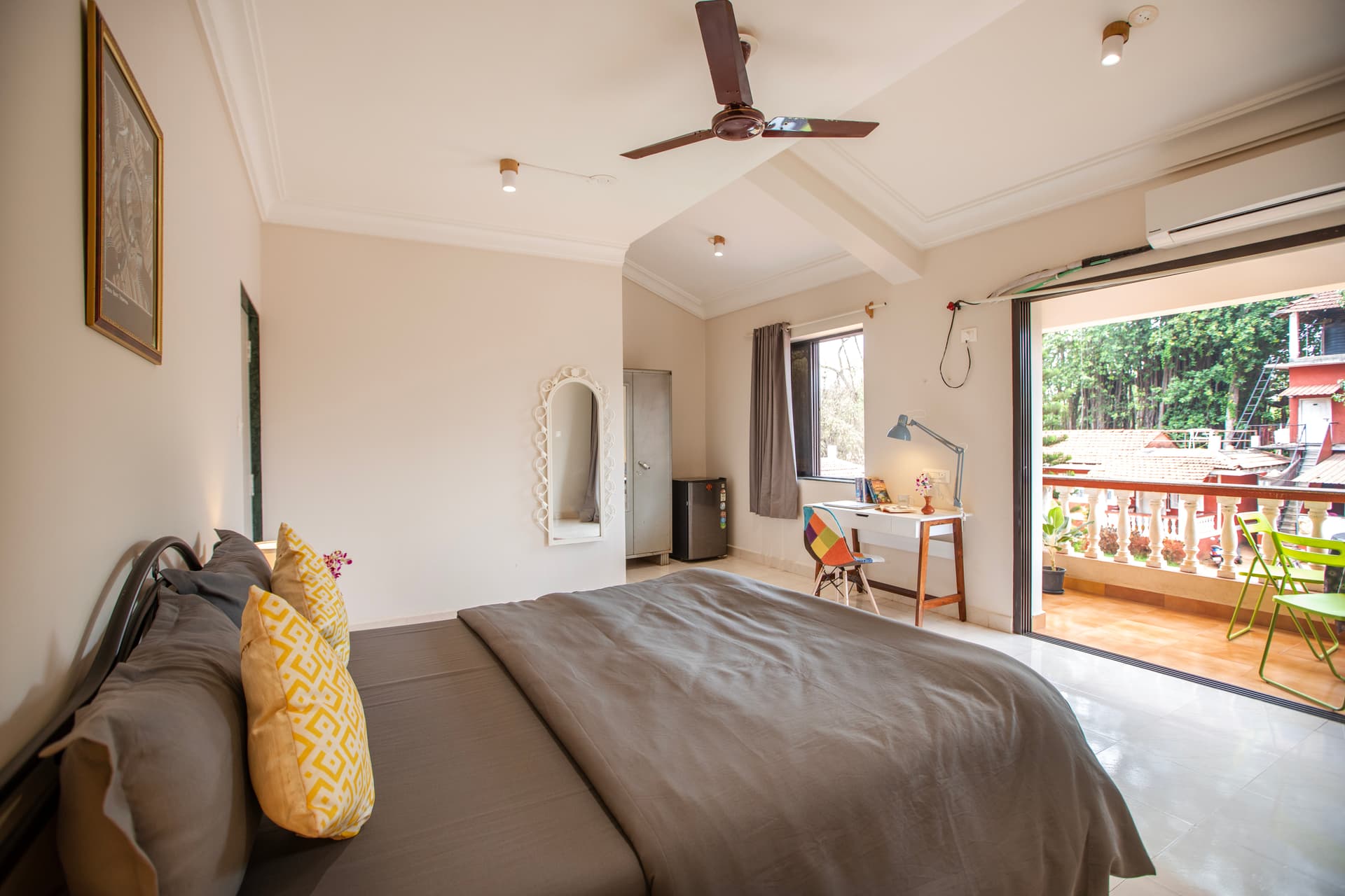 PRIVATE room photo 3