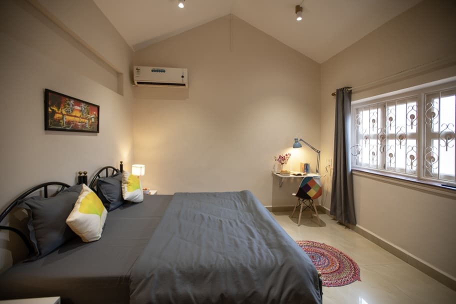 PRIVATE room photo 2