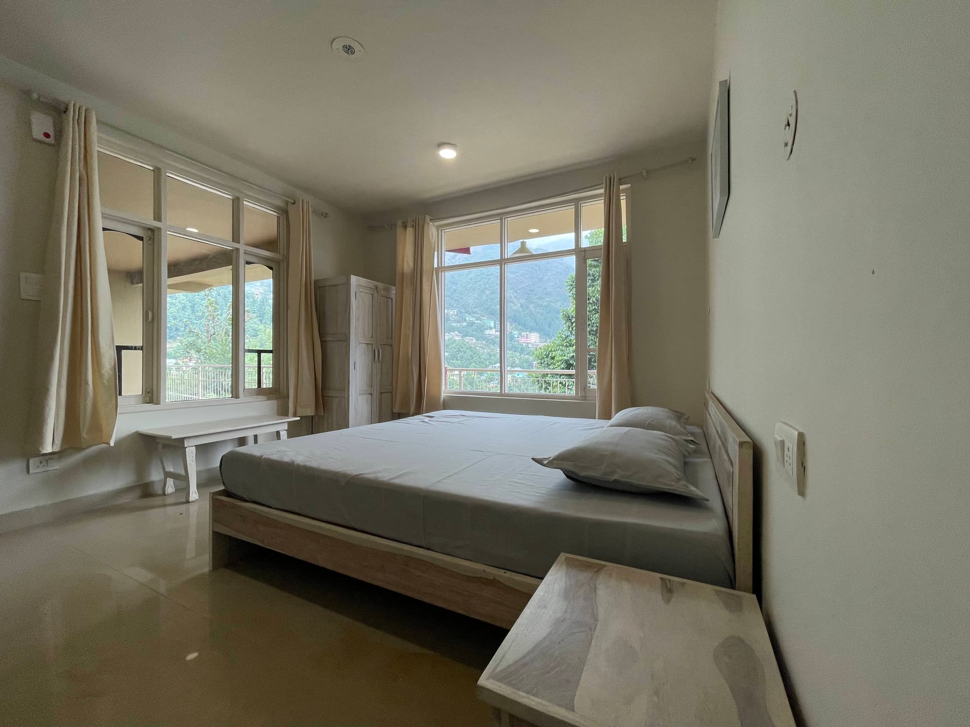 PRIVATE room photo 1