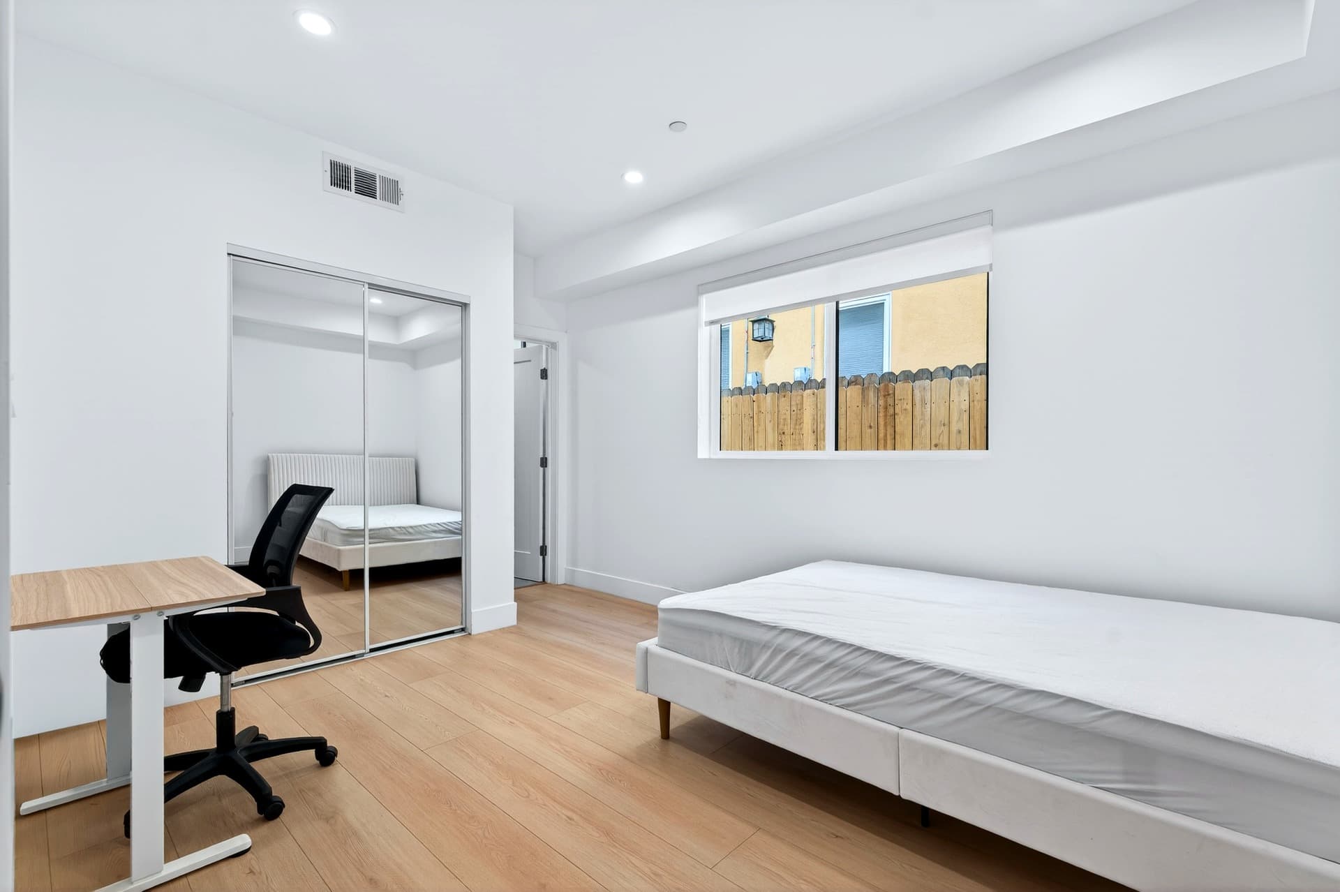 Trojan Terrace - USC Mega Student Coliving | Ecco Living photo 2