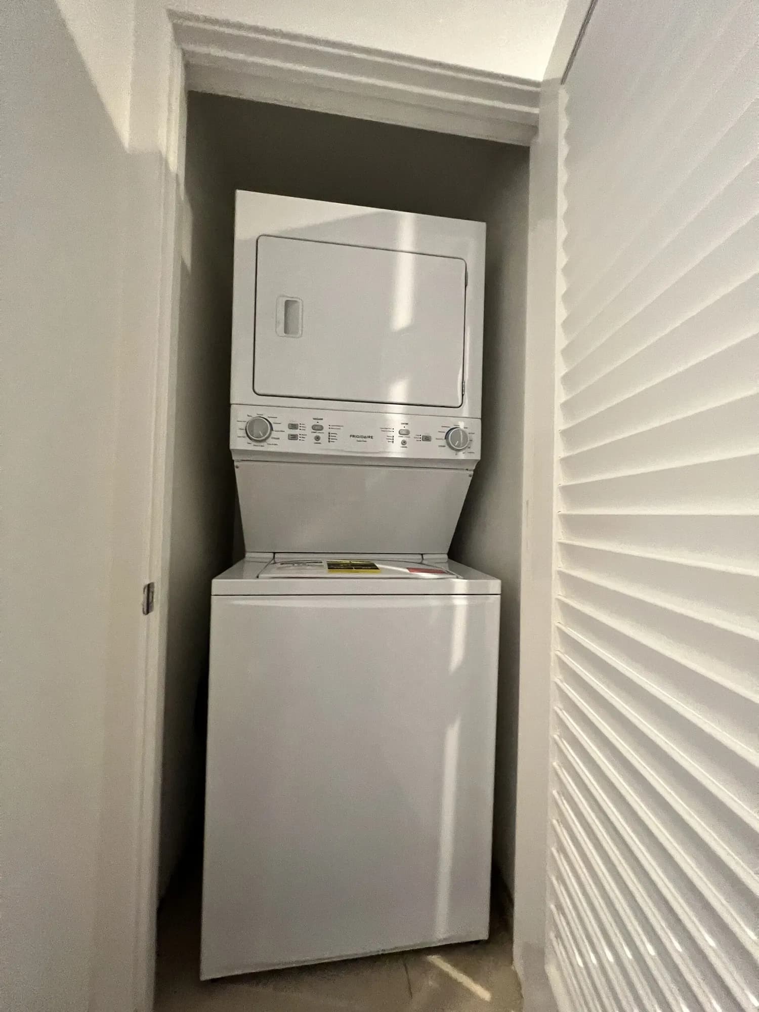 Ecco Poinsettia - Hollywood Hills Coliving | Ecco Living photo 1