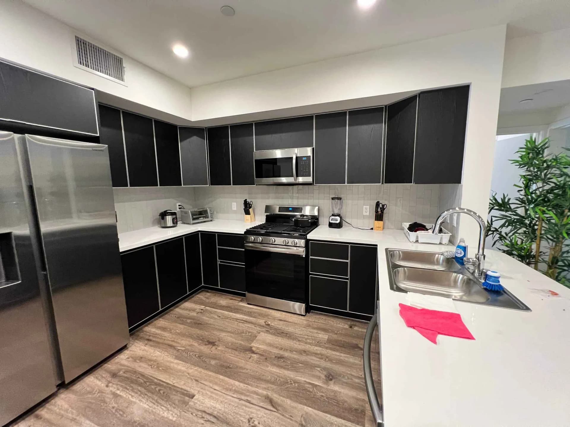 Casa Granada - West LA Coliving Near UCLA | Ecco Living photo 4