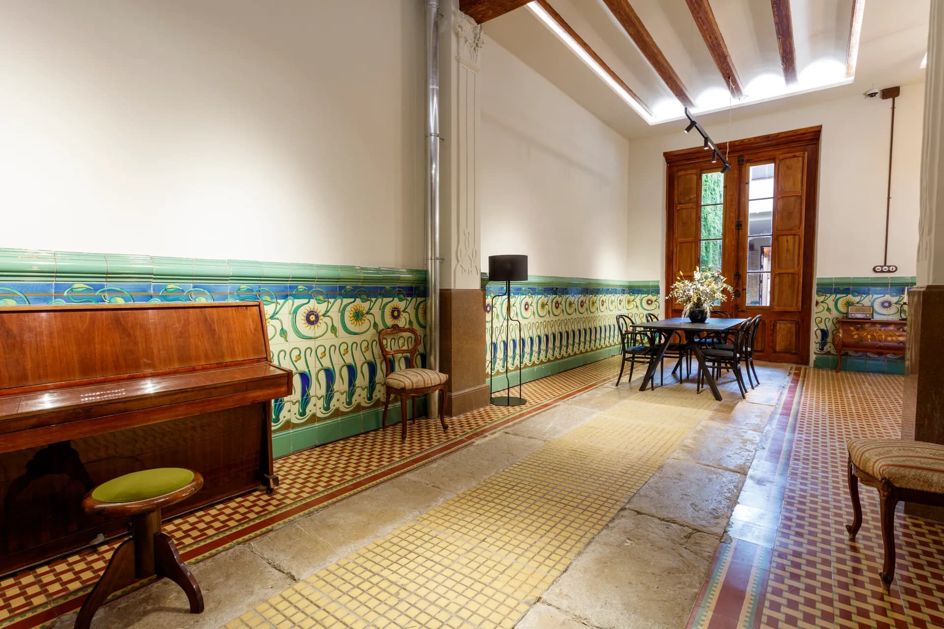 Mediterranean long stays - Valencian old house  photo 3