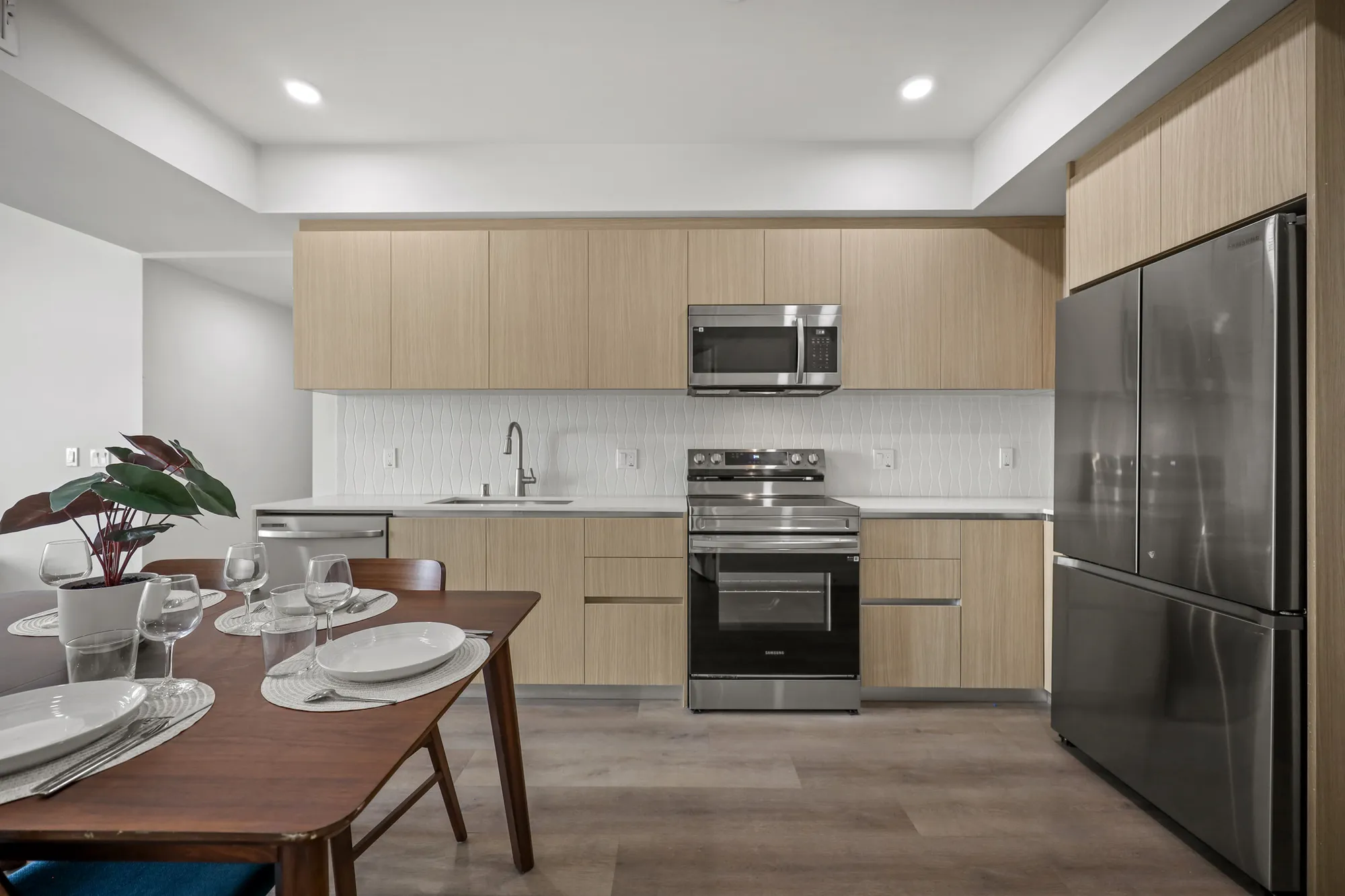 Ecco Hawthorn — Hollywood Apartments & Coliving | Ecco Living photo 1