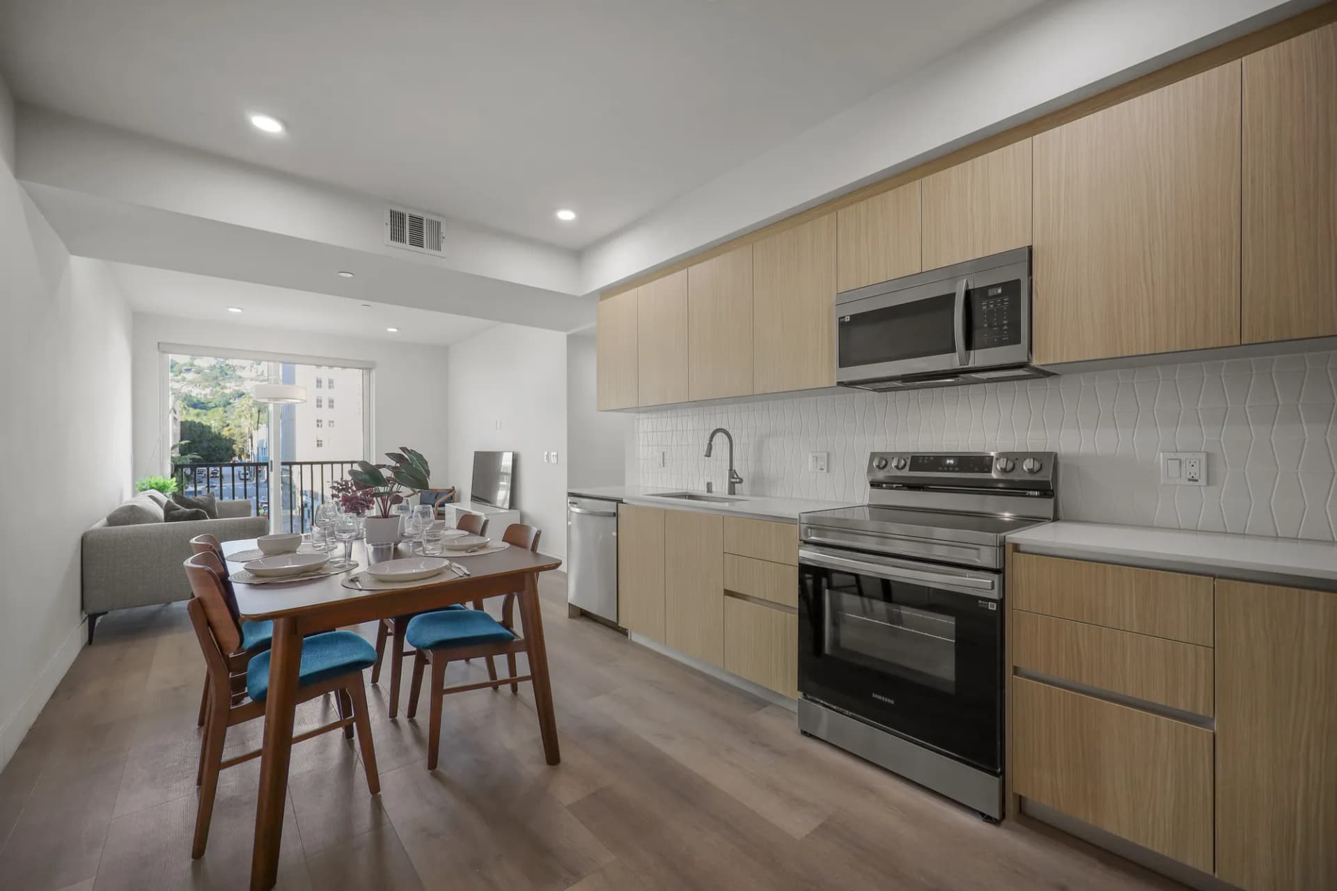 Ecco Hawthorn — Hollywood Apartments & Coliving | Ecco Living photo 2
