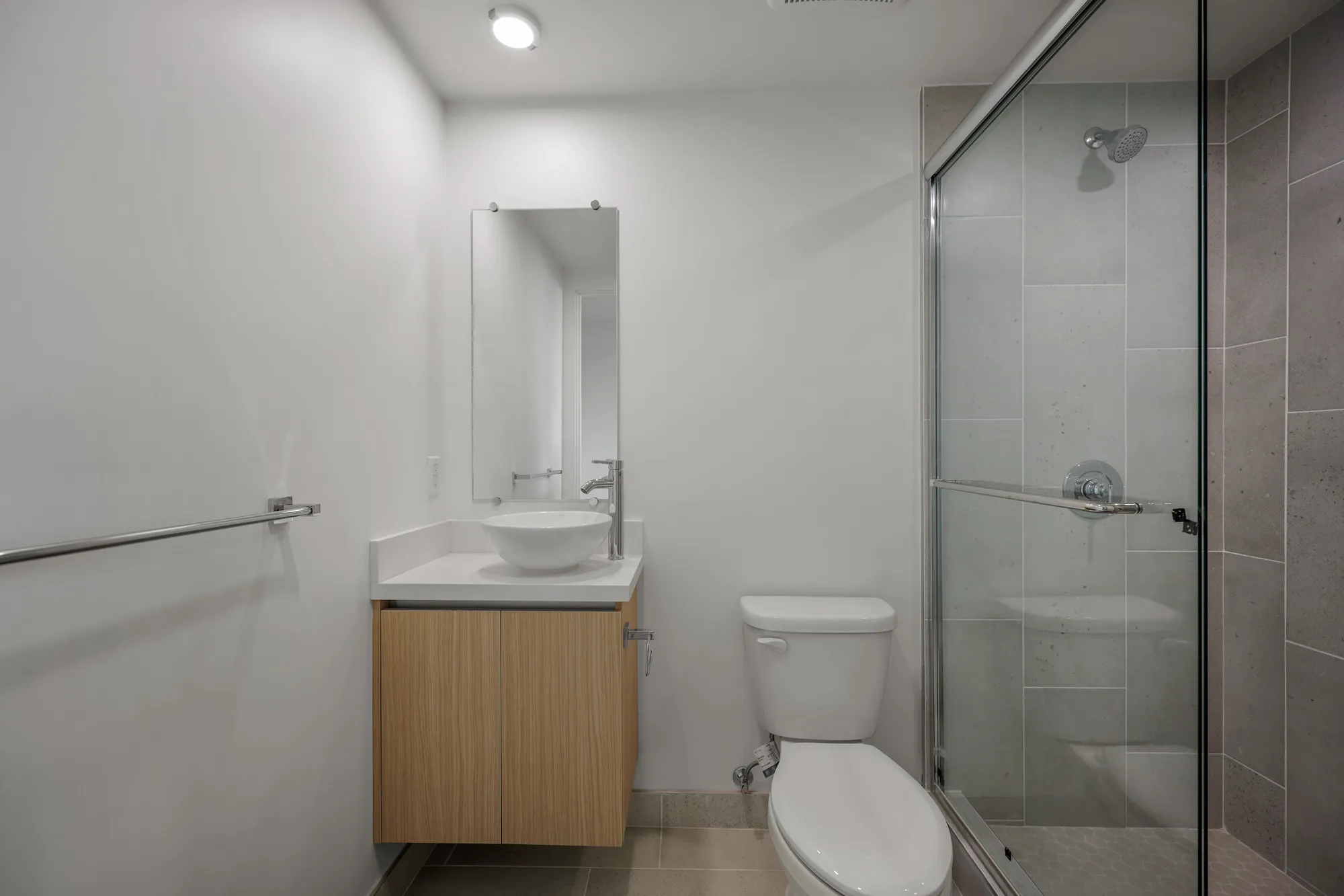 PRIVATE room photo 2