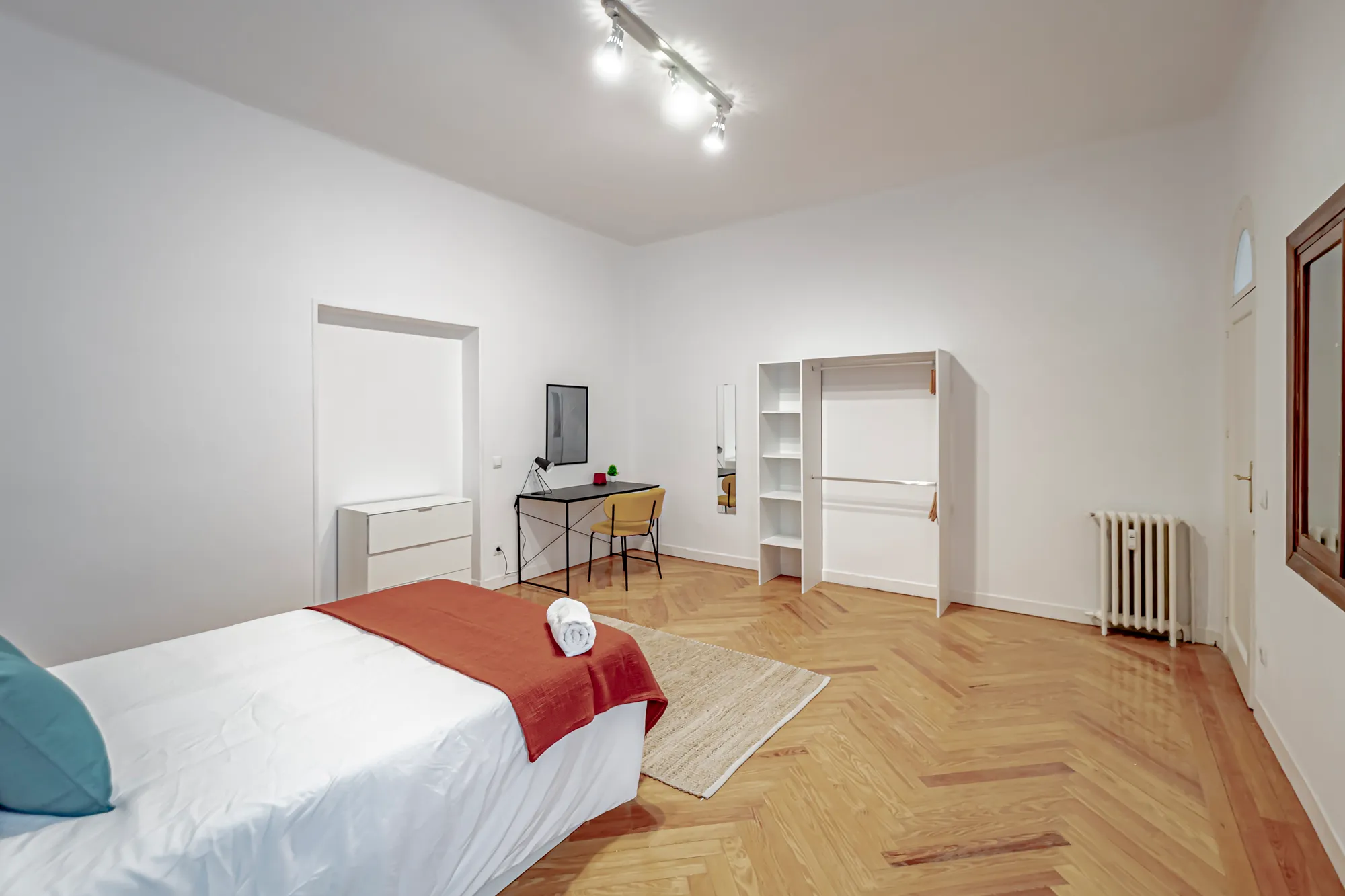 PRIVATE room photo 3