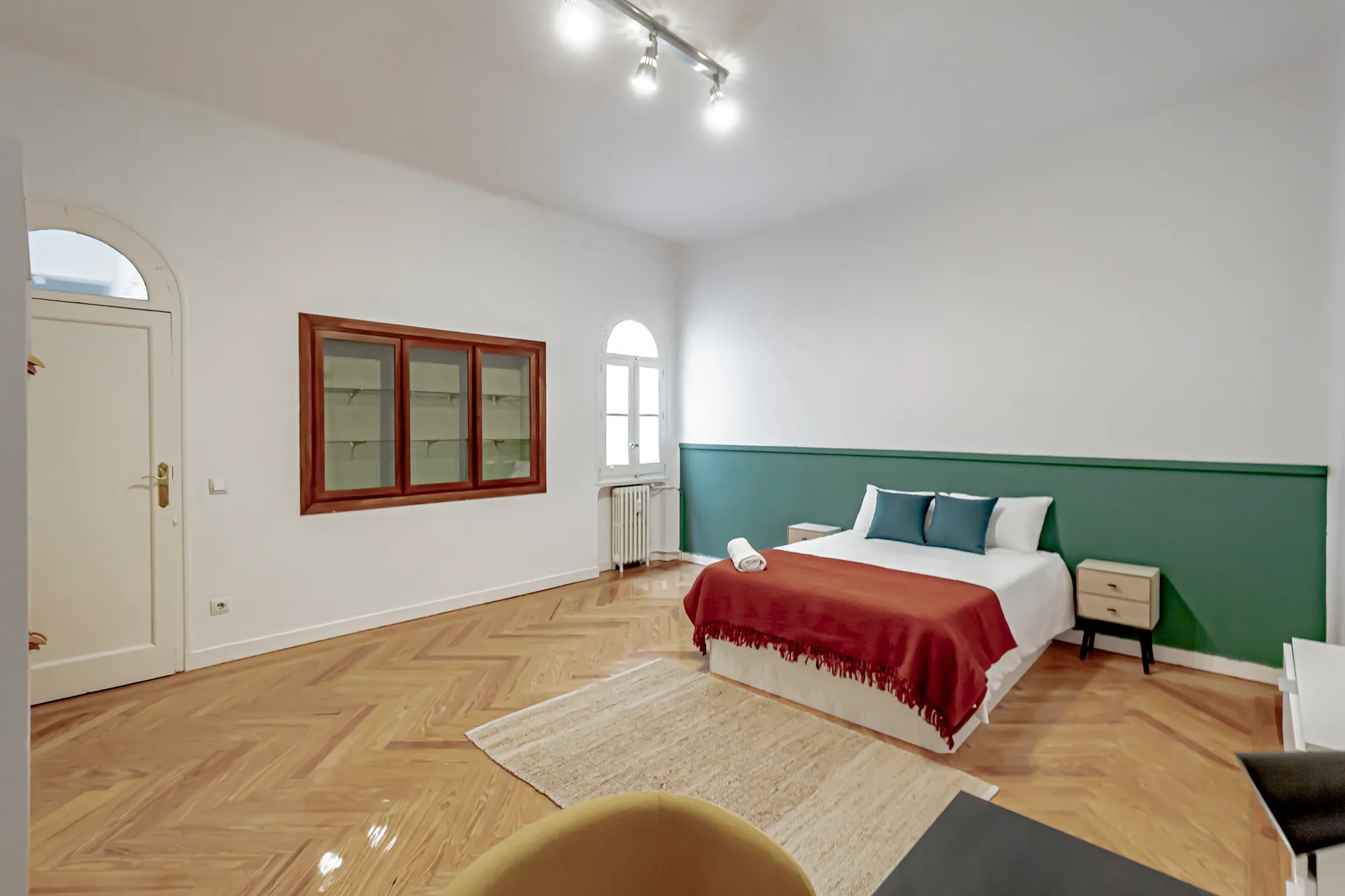 PRIVATE room photo 2