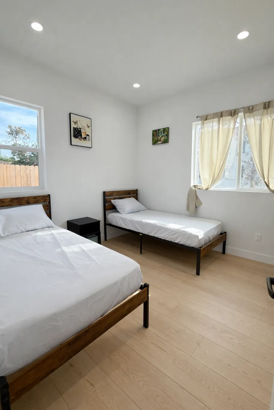 SHARED room photo 4