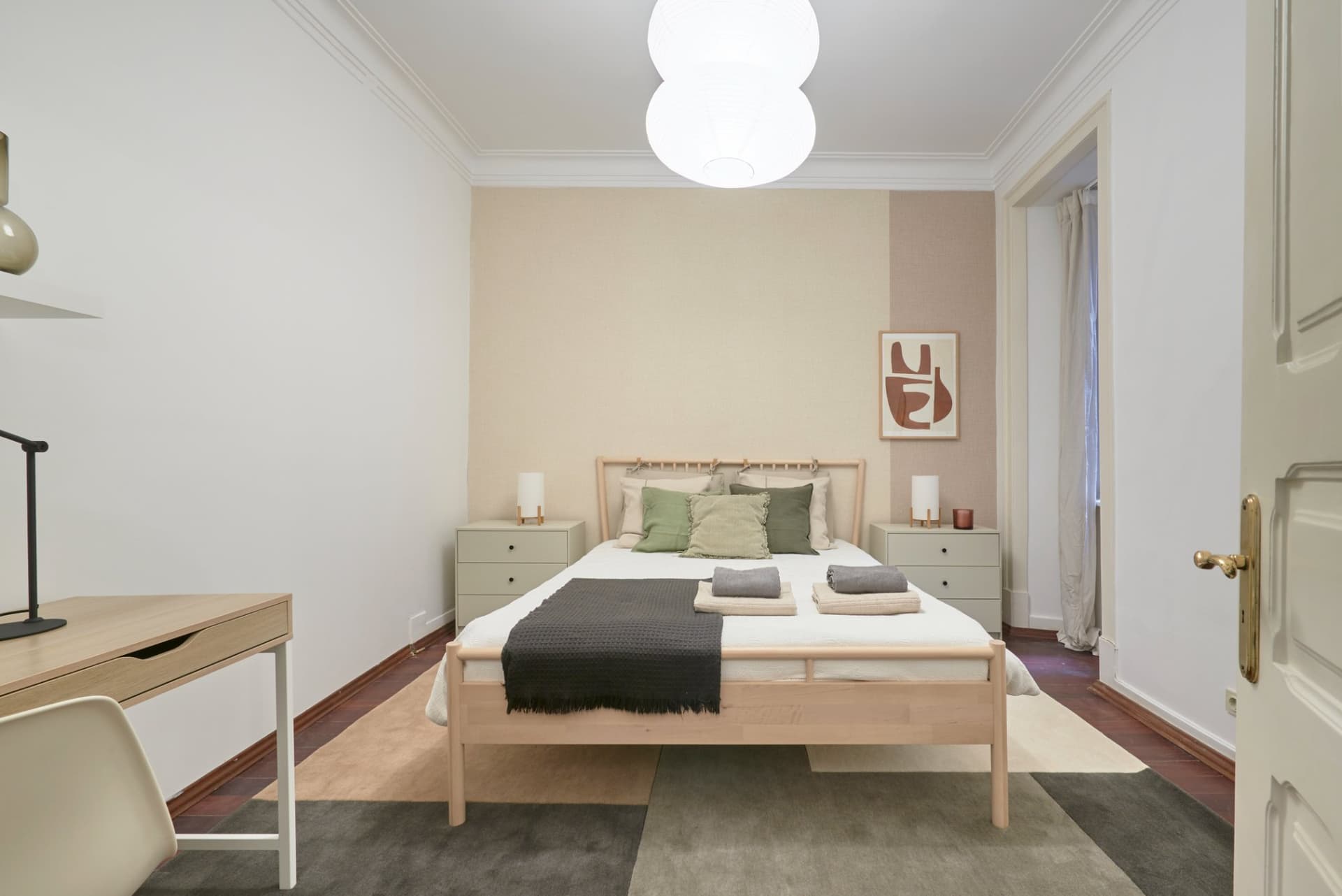 Spacious Private Room in Marquês de Pombal, coliving in Lisbon