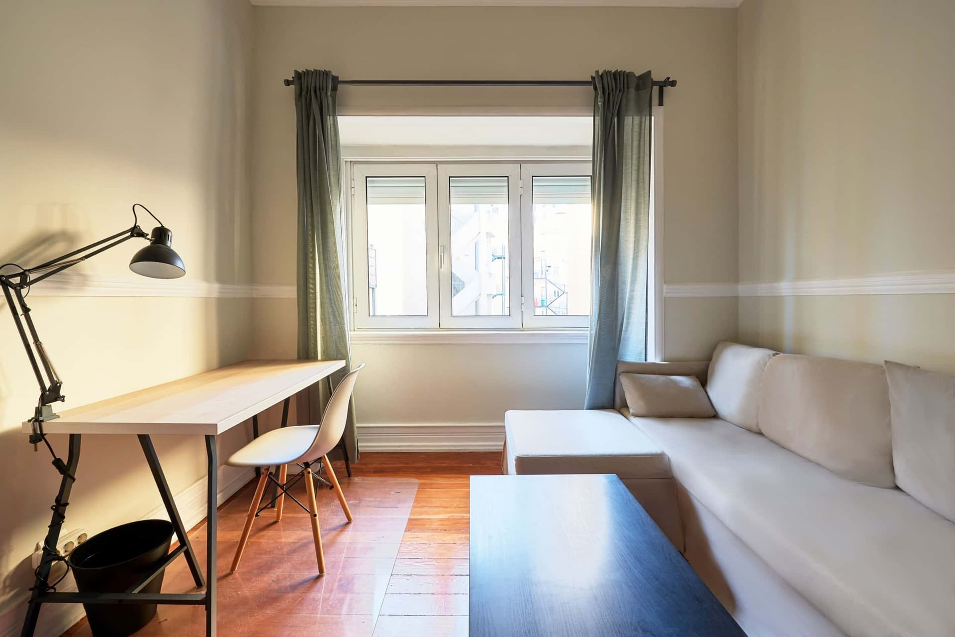 Spacious Private Room in Campo Pequeno photo 2