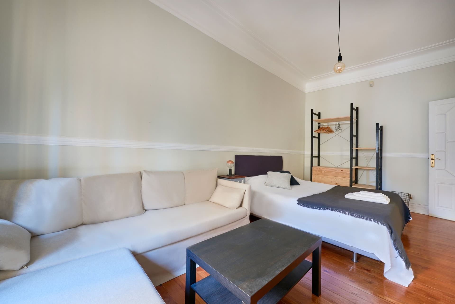 PRIVATE room photo 8