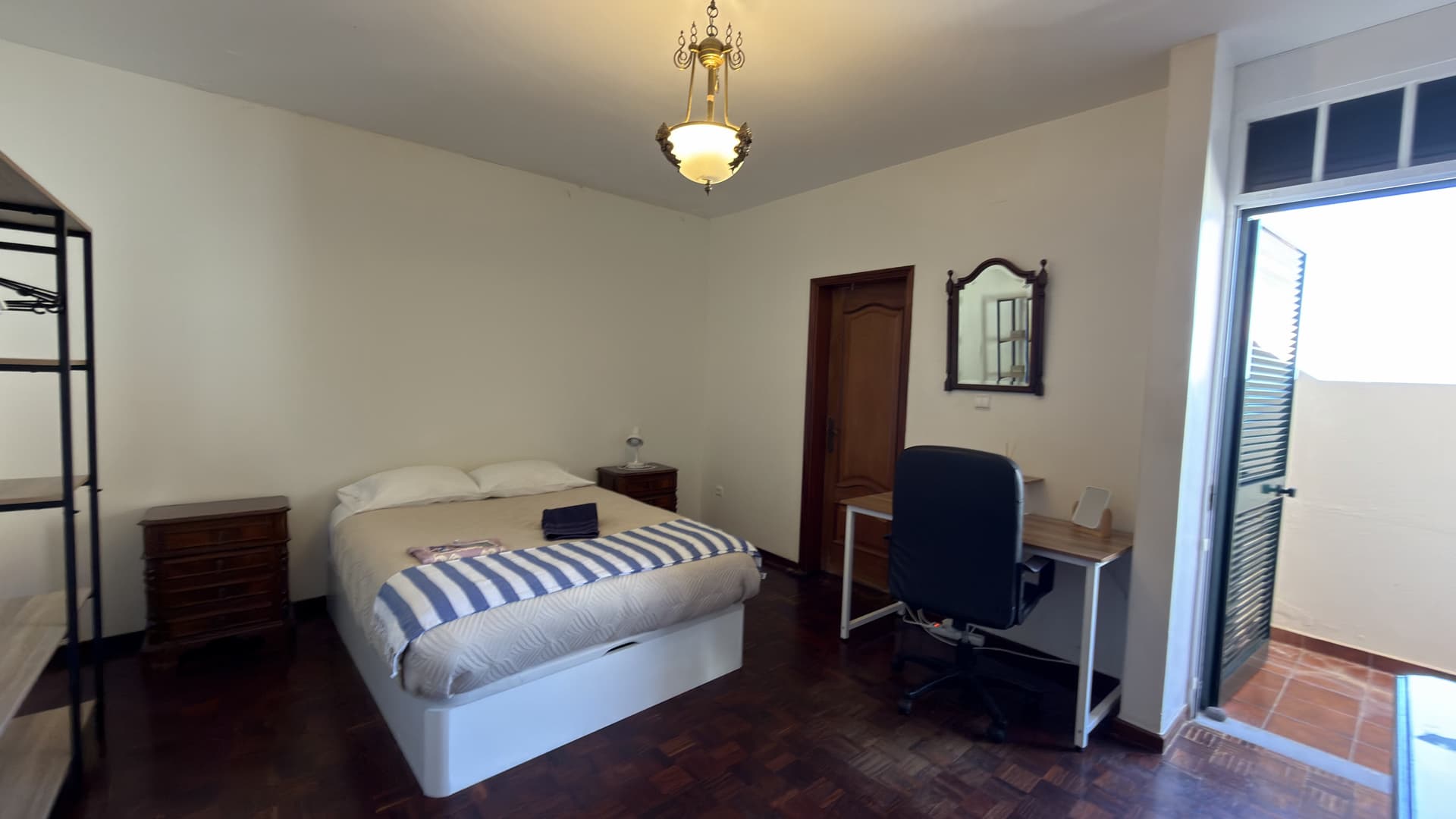 PRIVATE room photo 1