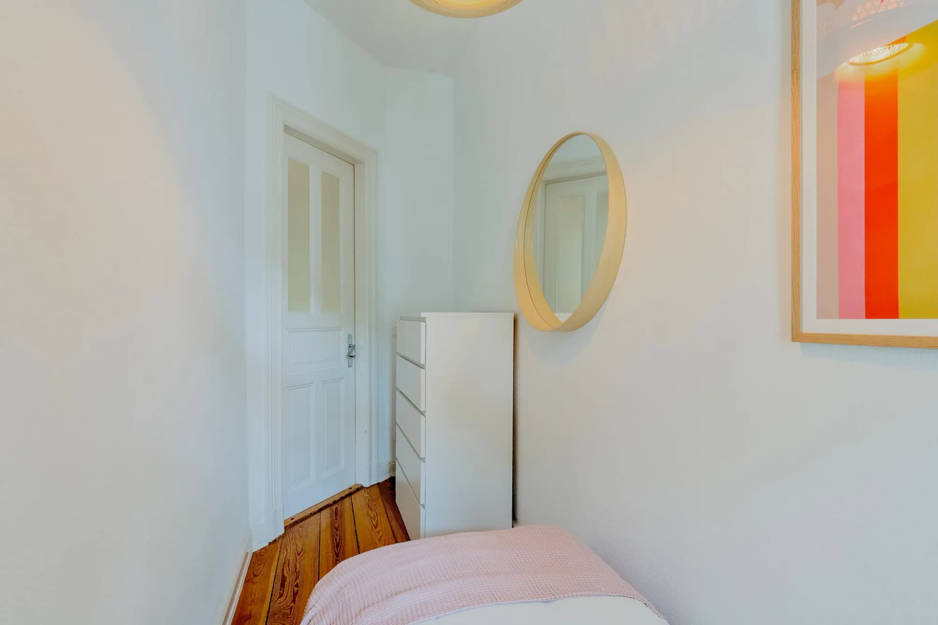 PRIVATE room photo 2