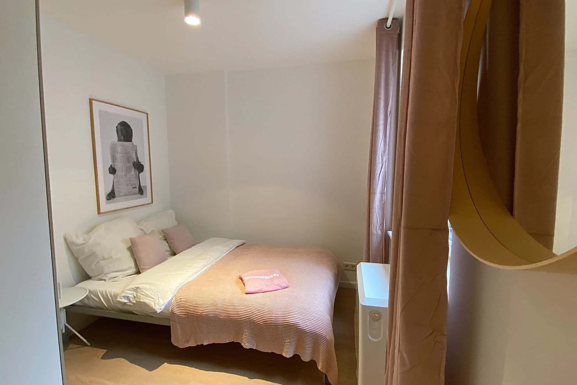 PRIVATE room photo 3