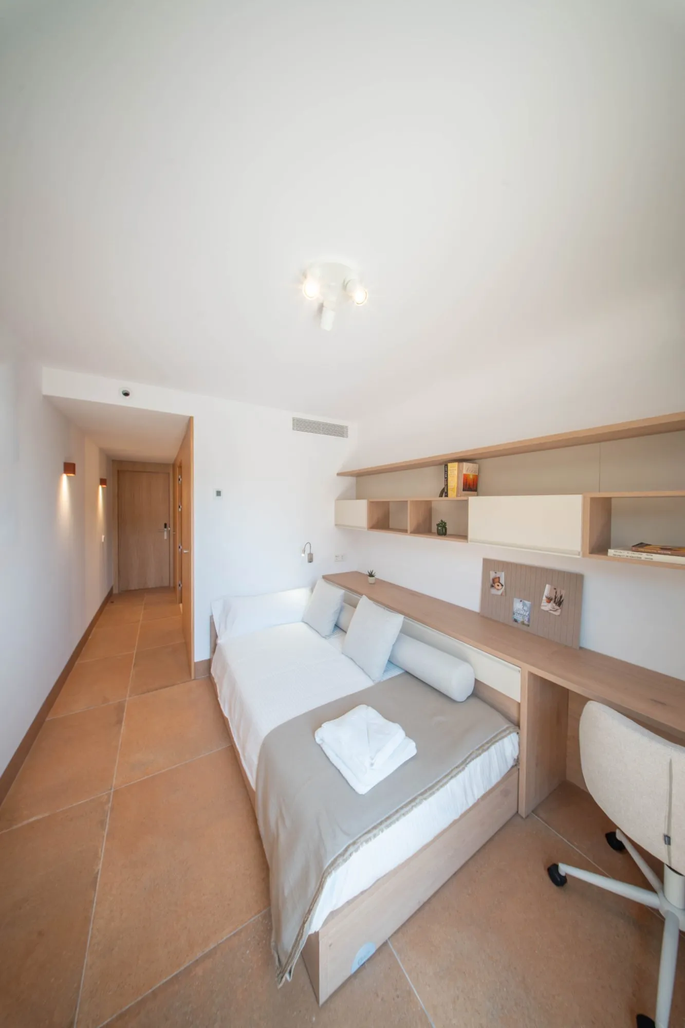 PRIVATE room photo 1