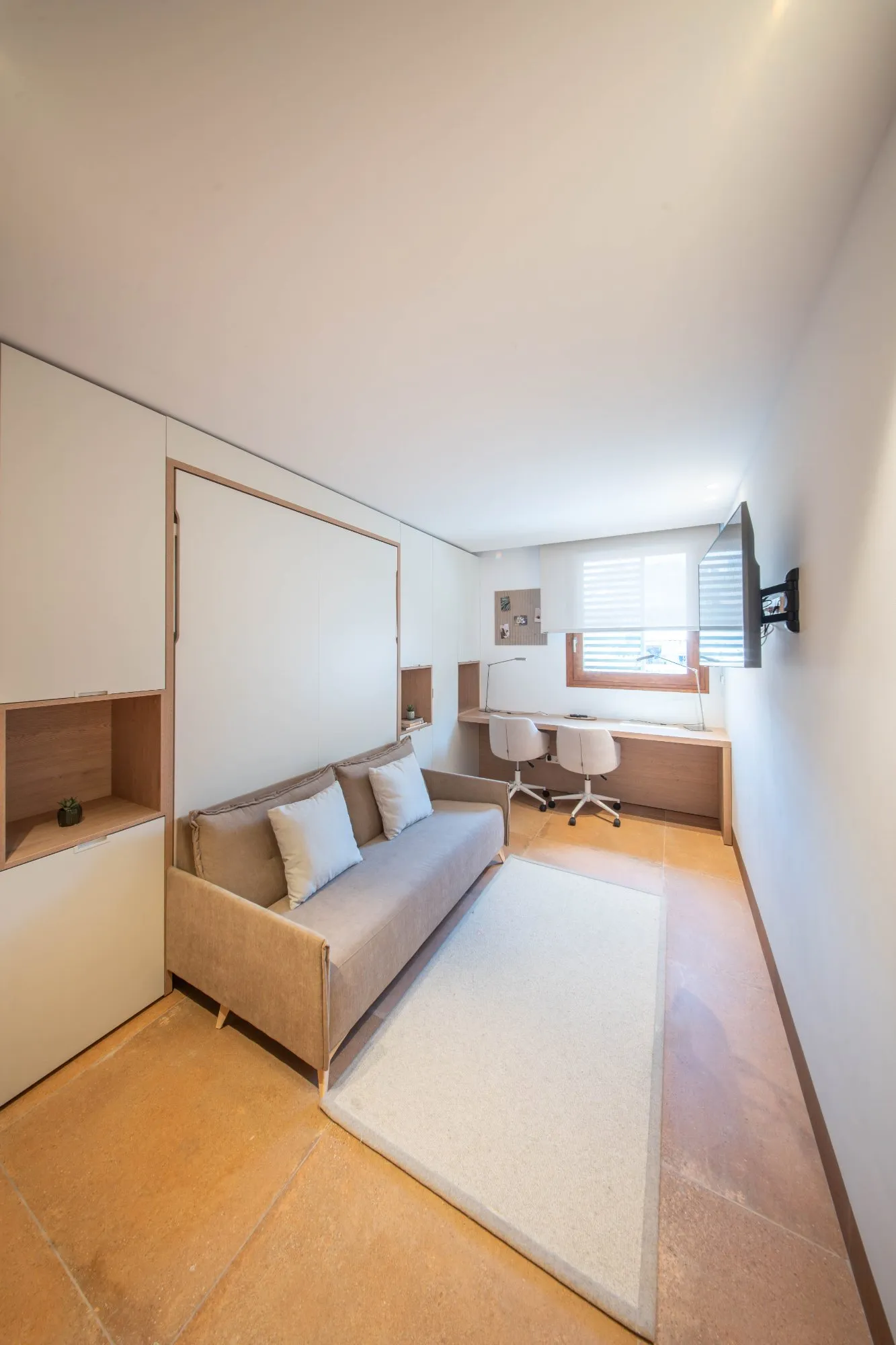 PRIVATE room photo 2