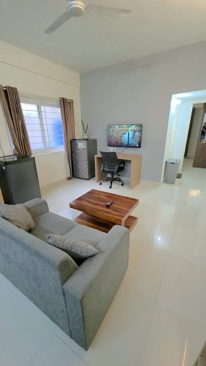 PRIVATE room photo 2