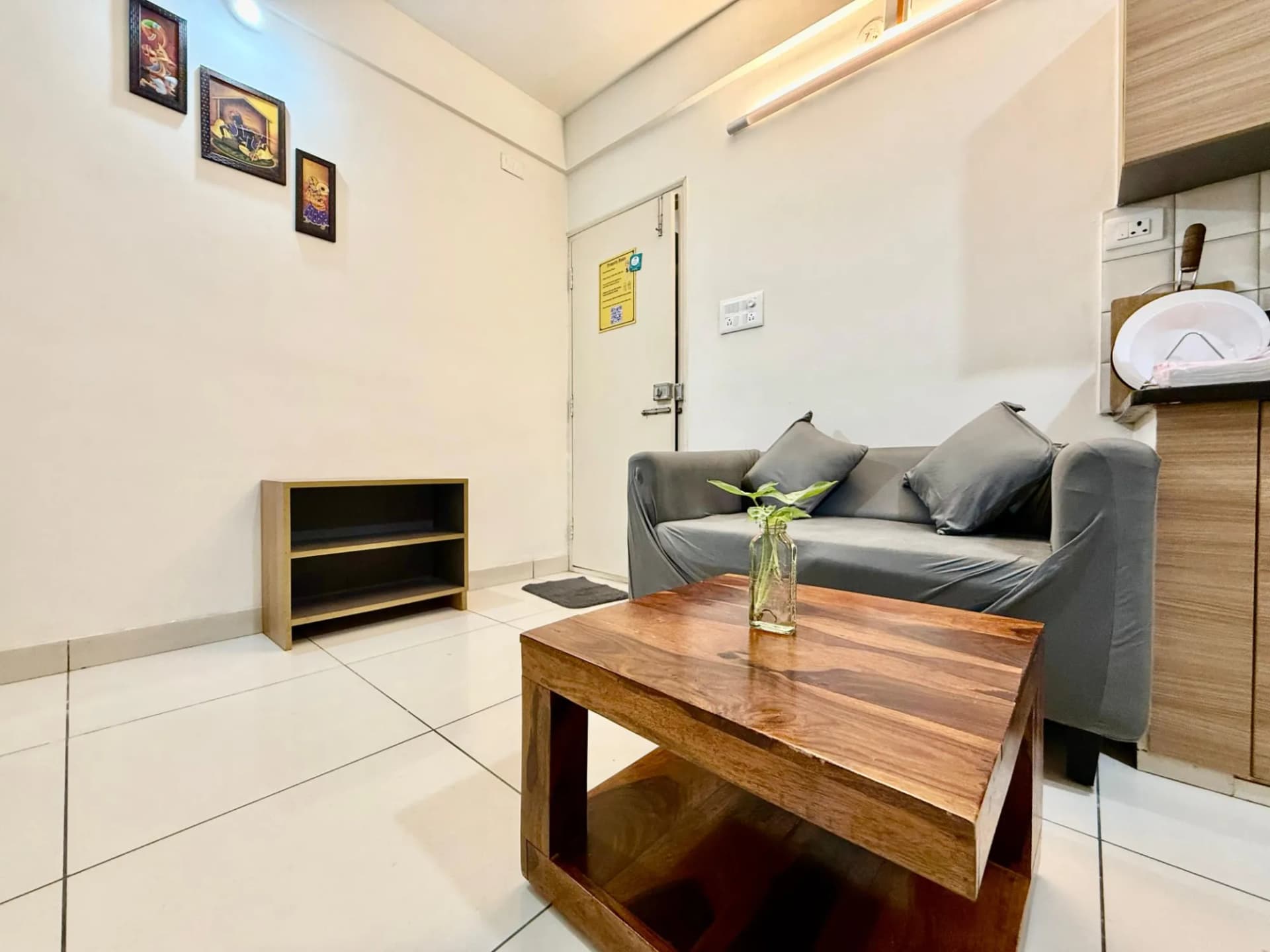 PRIVATE room photo 9