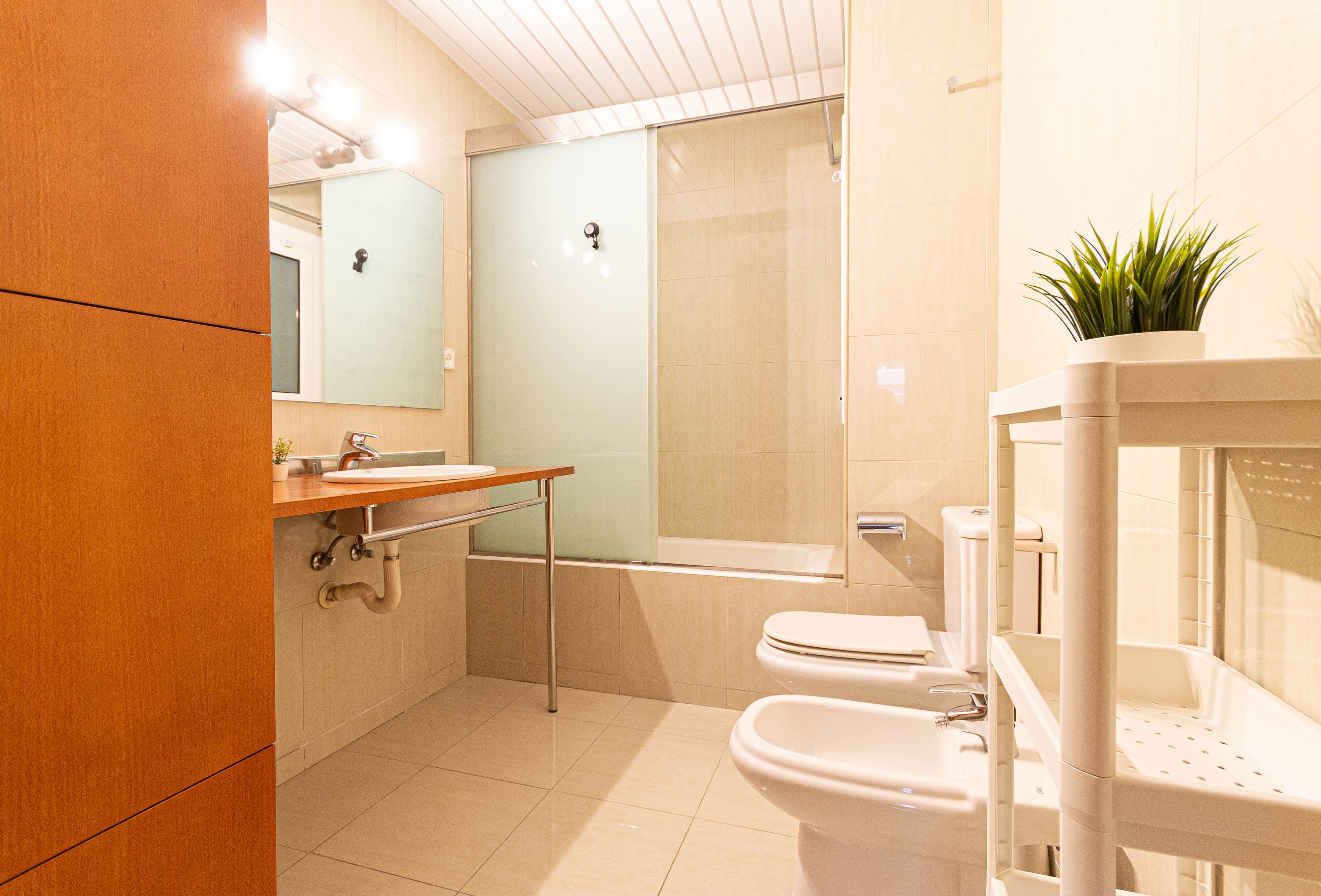 R0391 Amigo 25 — coliving in Barcelona