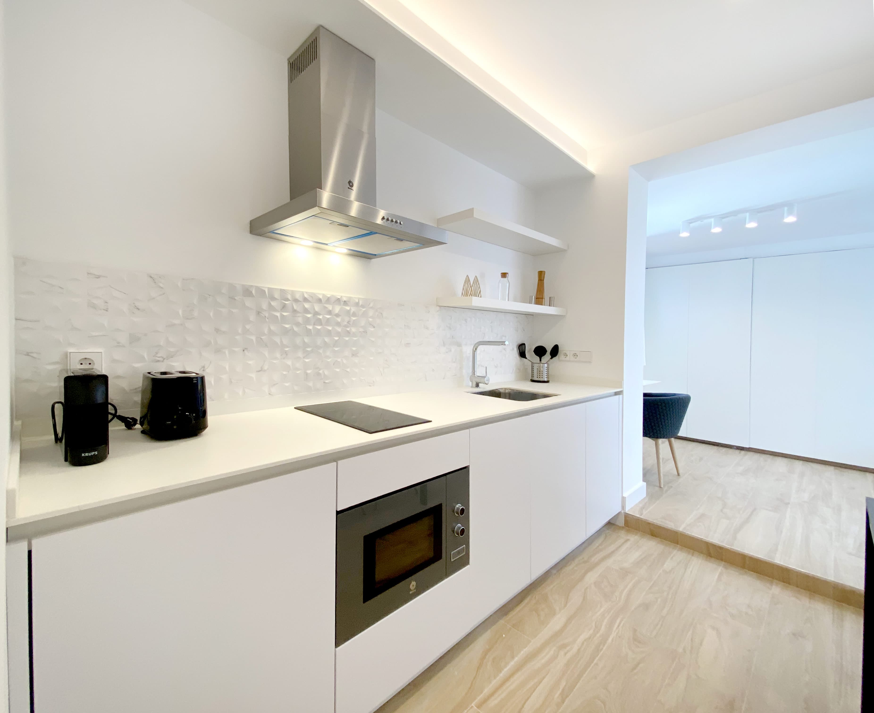 PRIVATE room photo 1