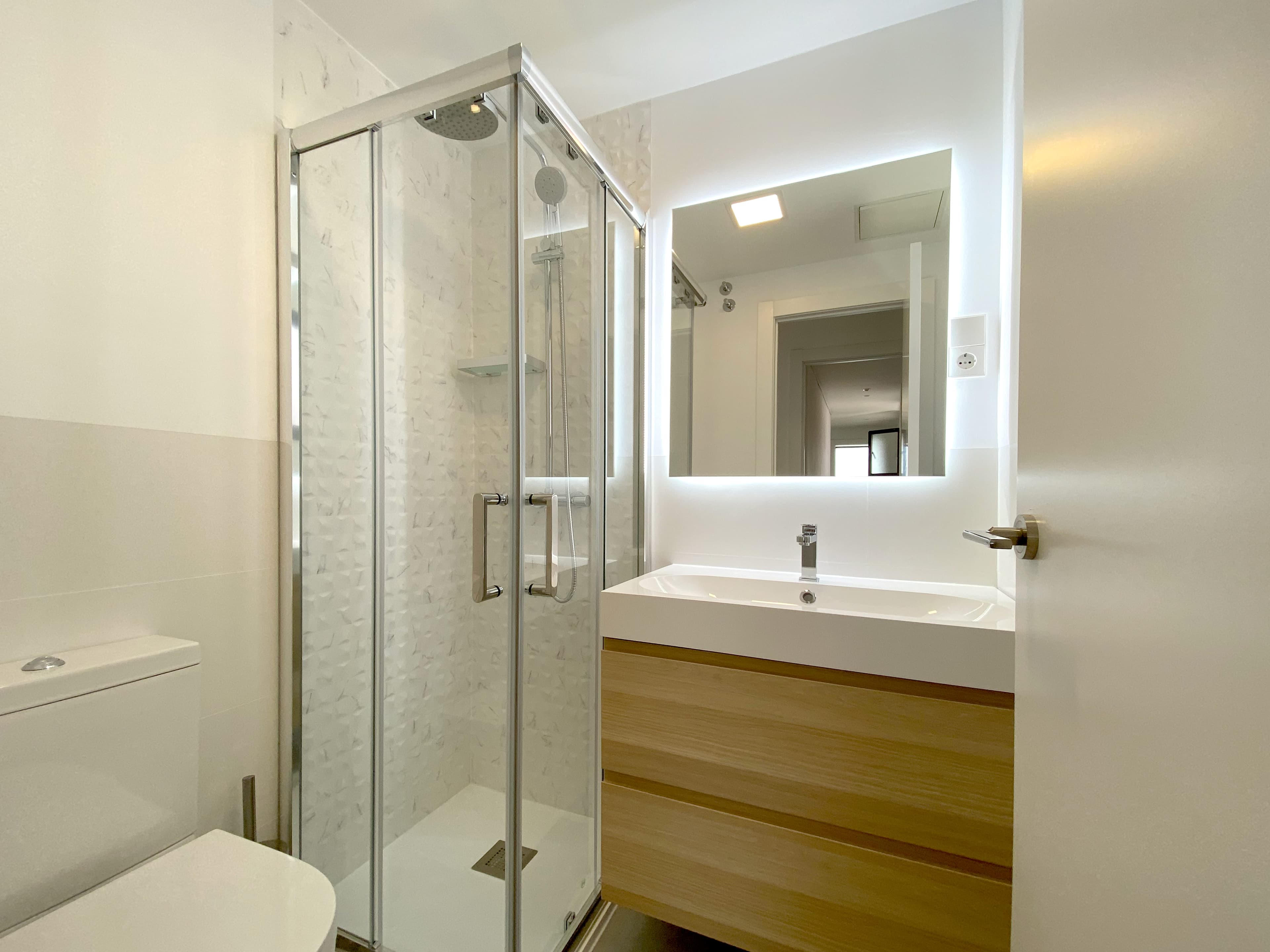 PRIVATE room photo 1