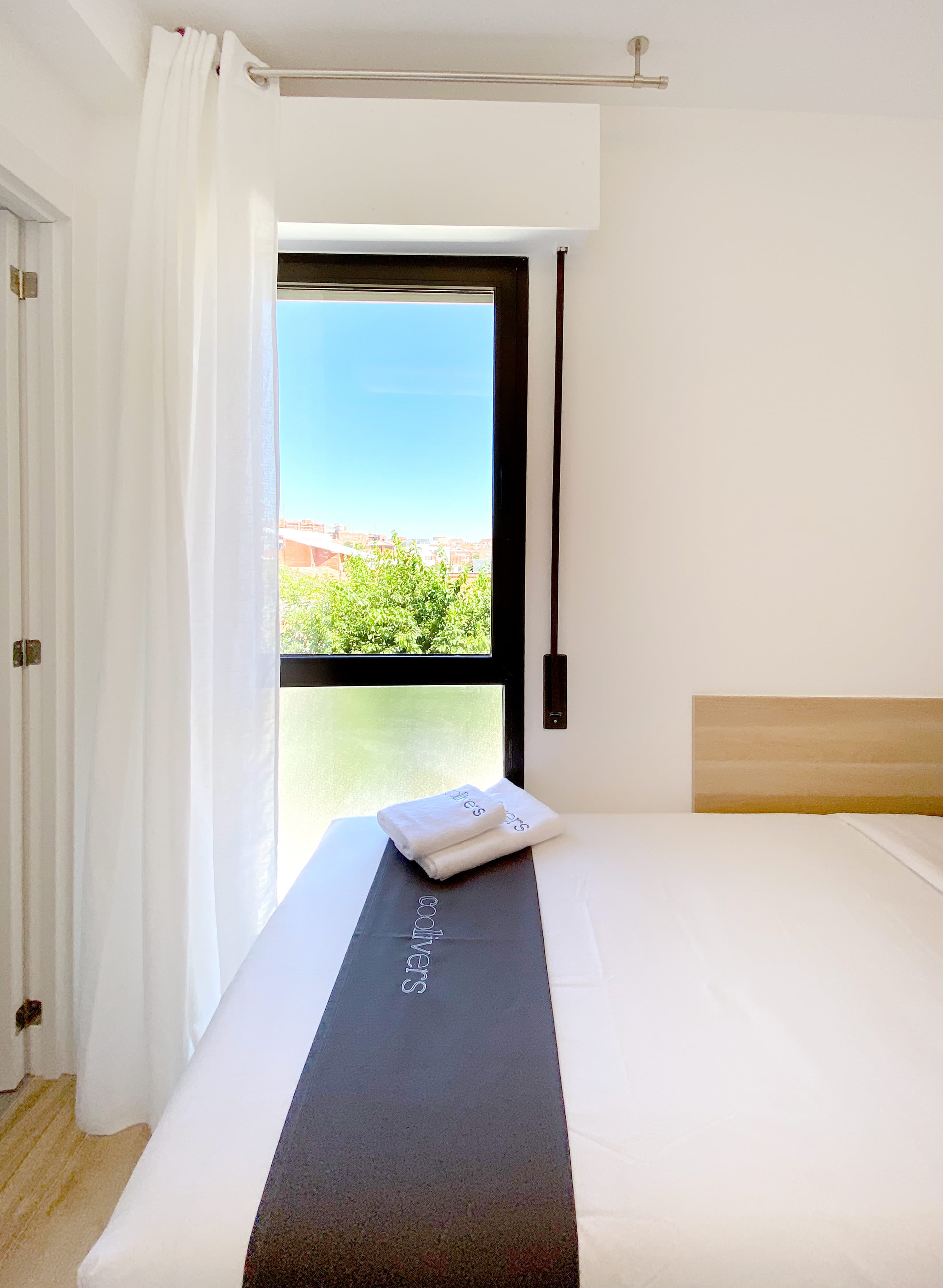 PRIVATE room photo 2