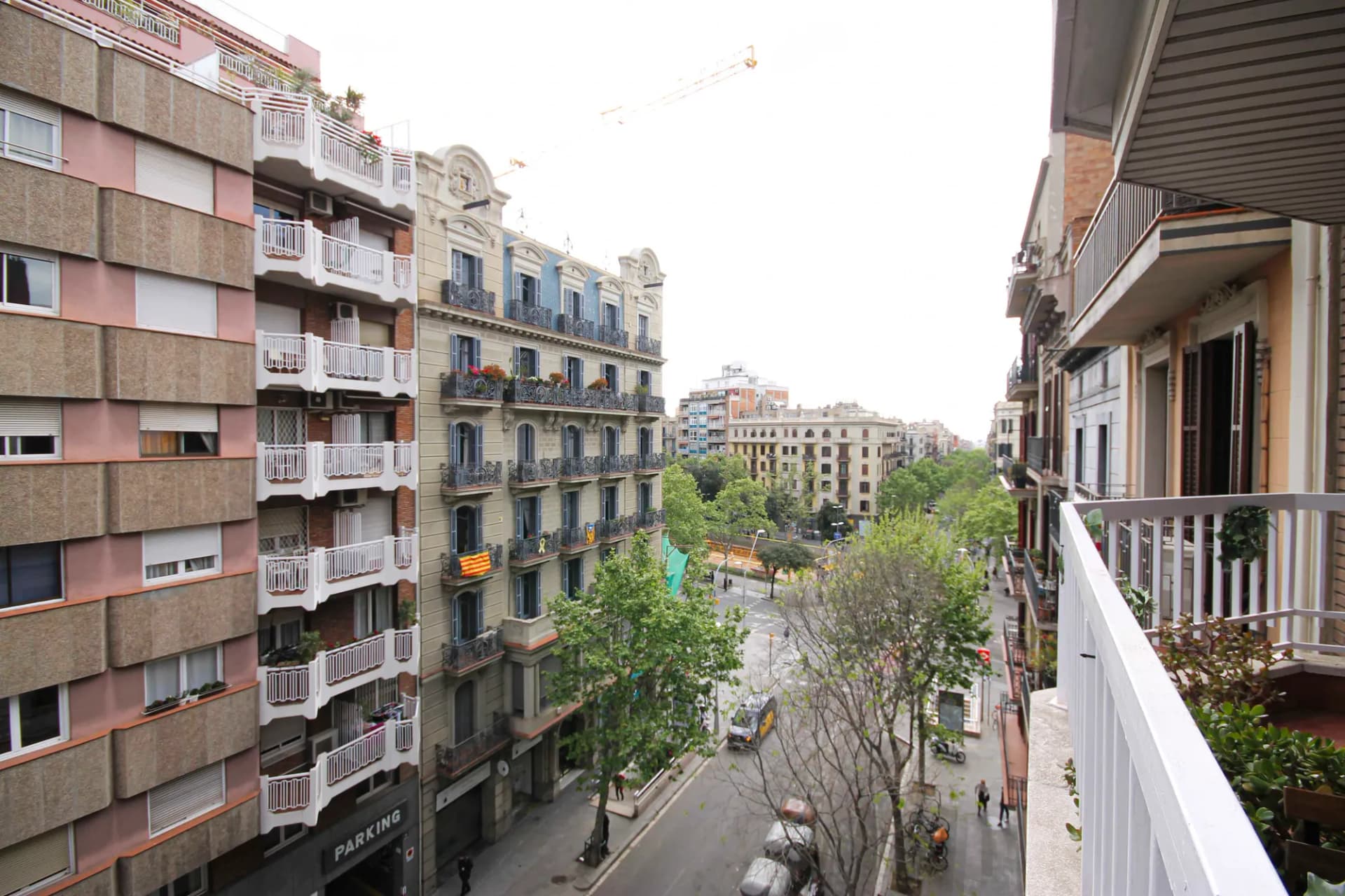 R0251 - Girona 151, coliving in Barcelona