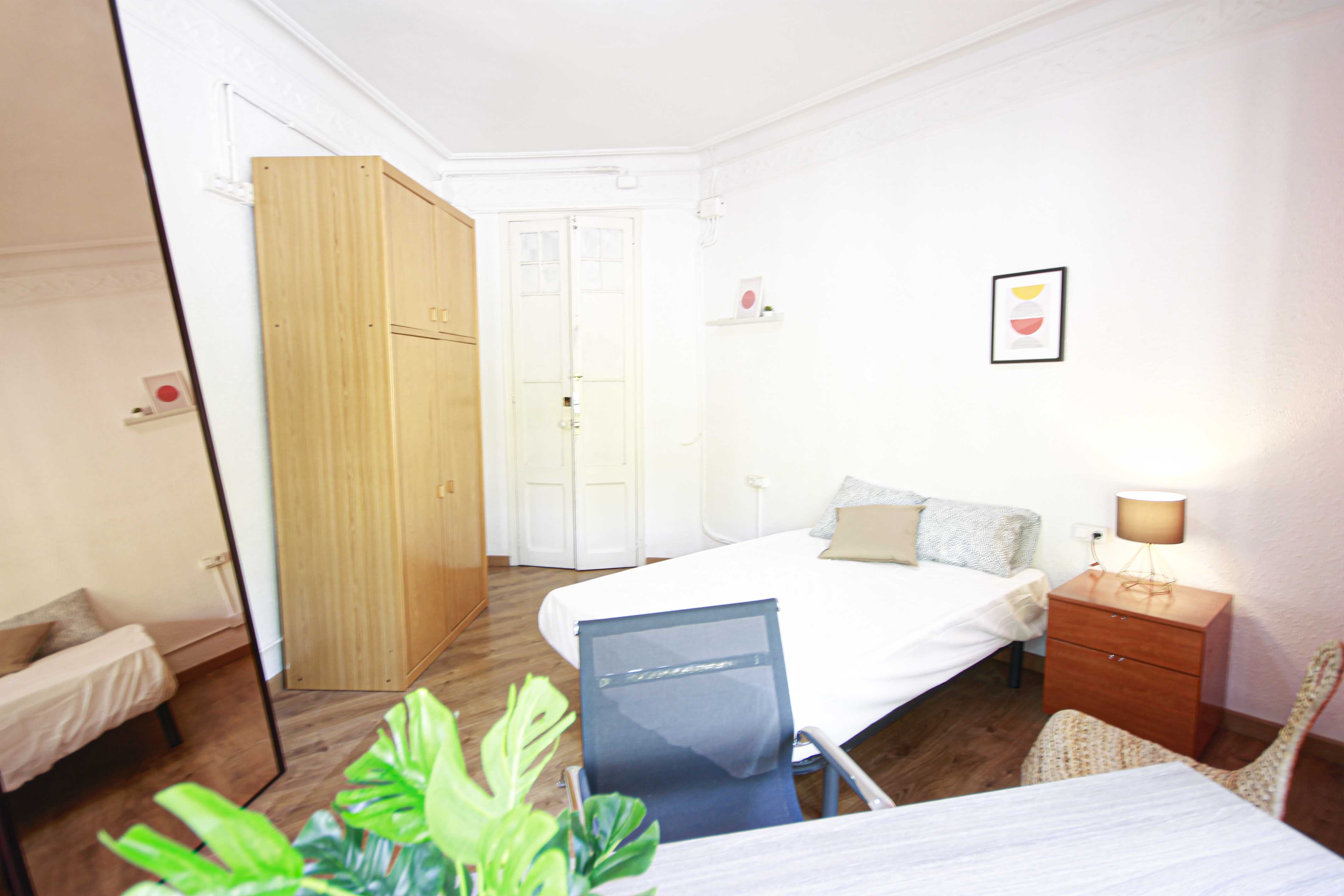 PRIVATE room photo 1