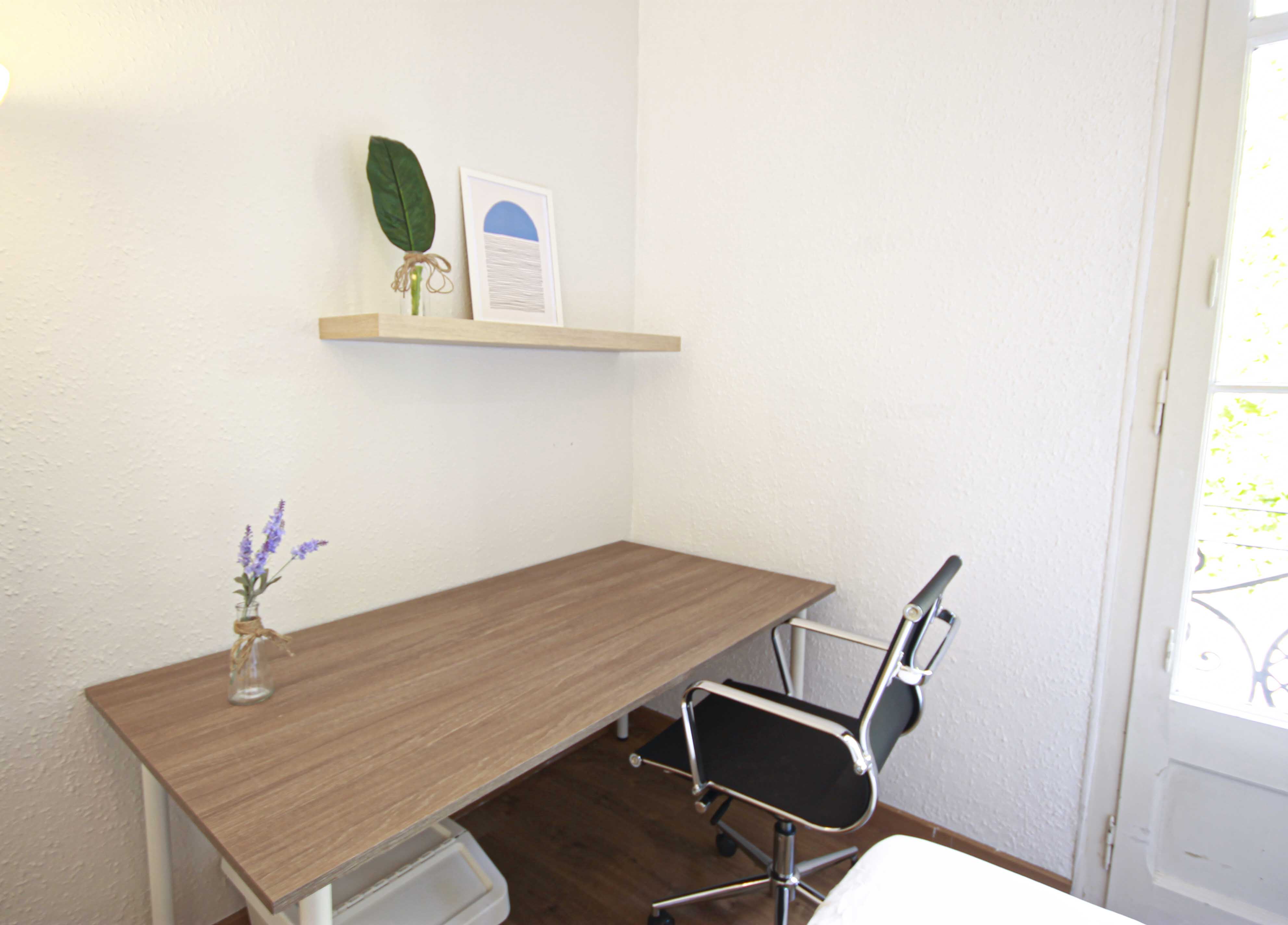 PRIVATE room photo 2