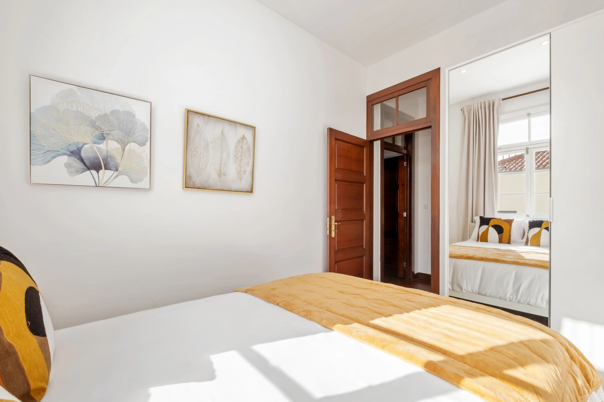 PRIVATE room photo 1