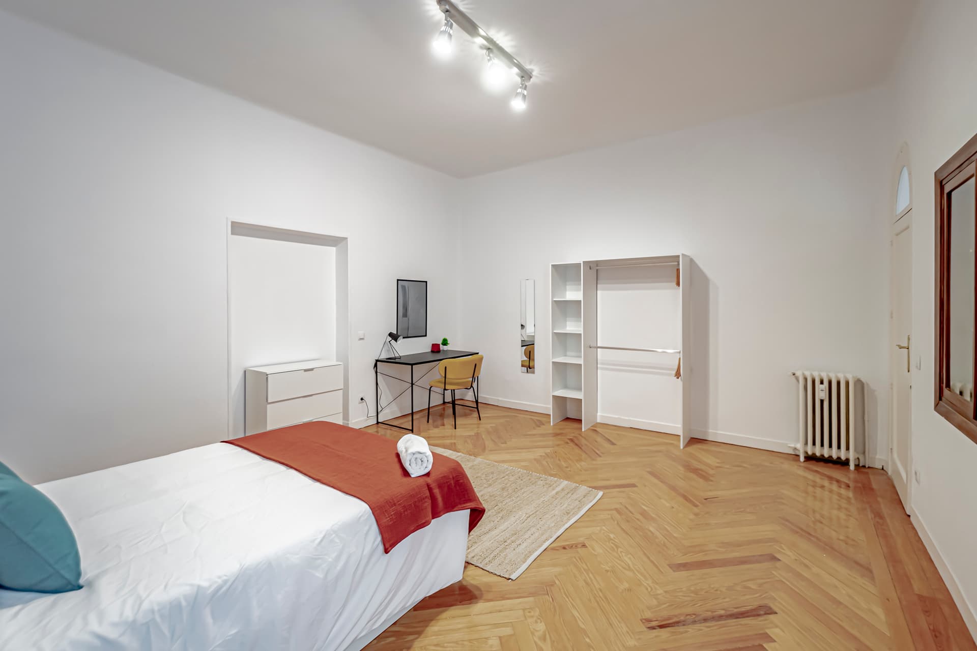 PRIVATE room photo 3