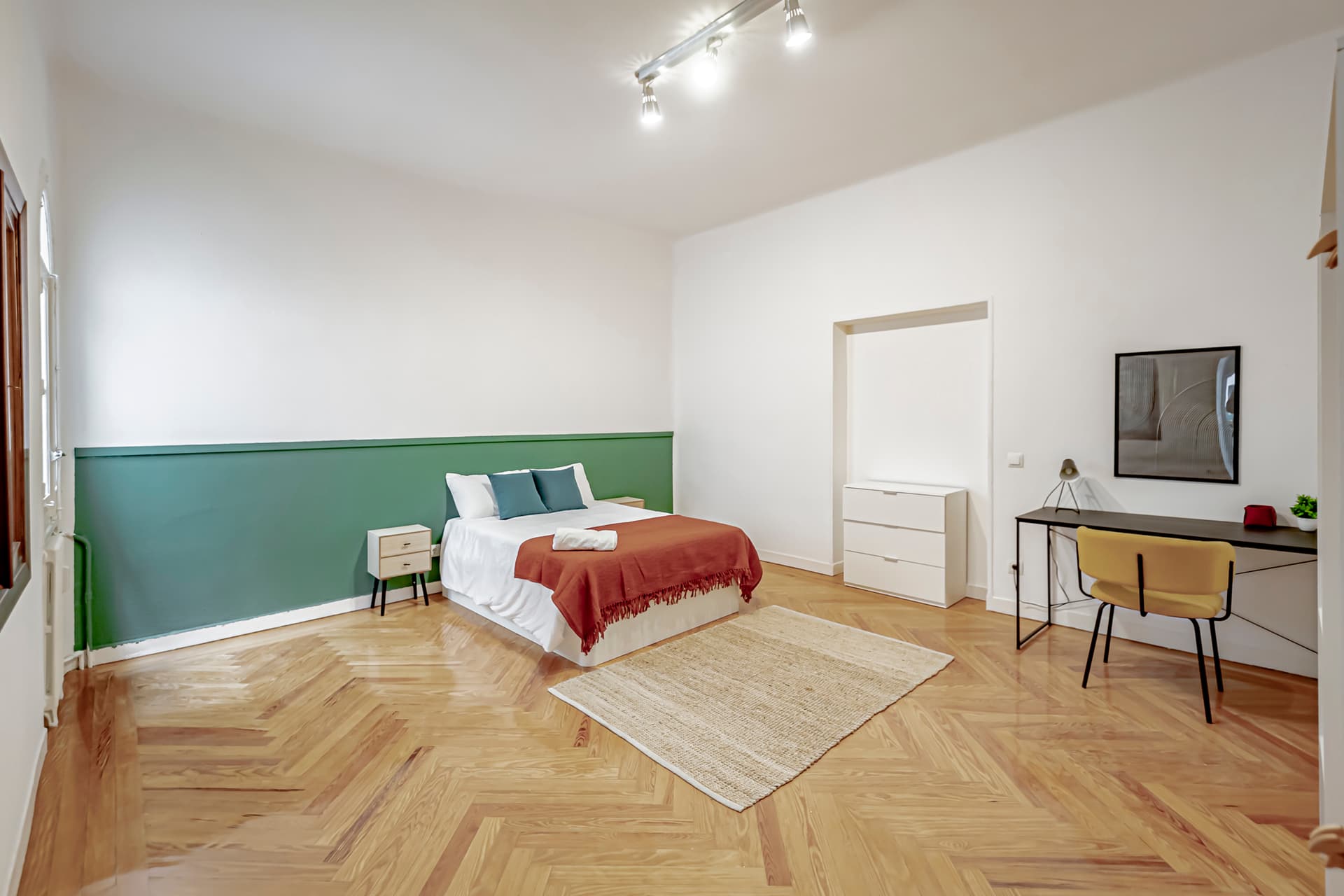 PRIVATE room photo 1