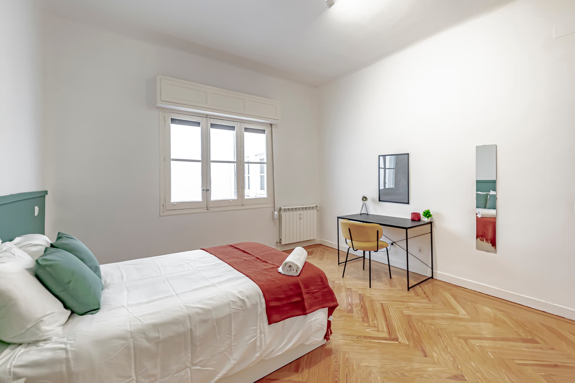 PRIVATE room photo 2