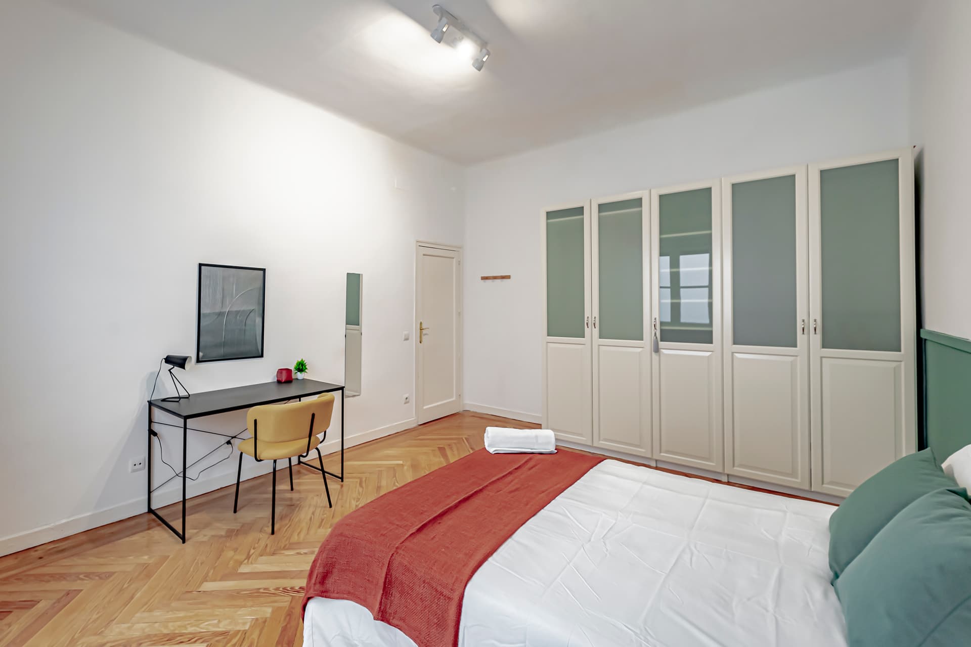 PRIVATE room photo 4