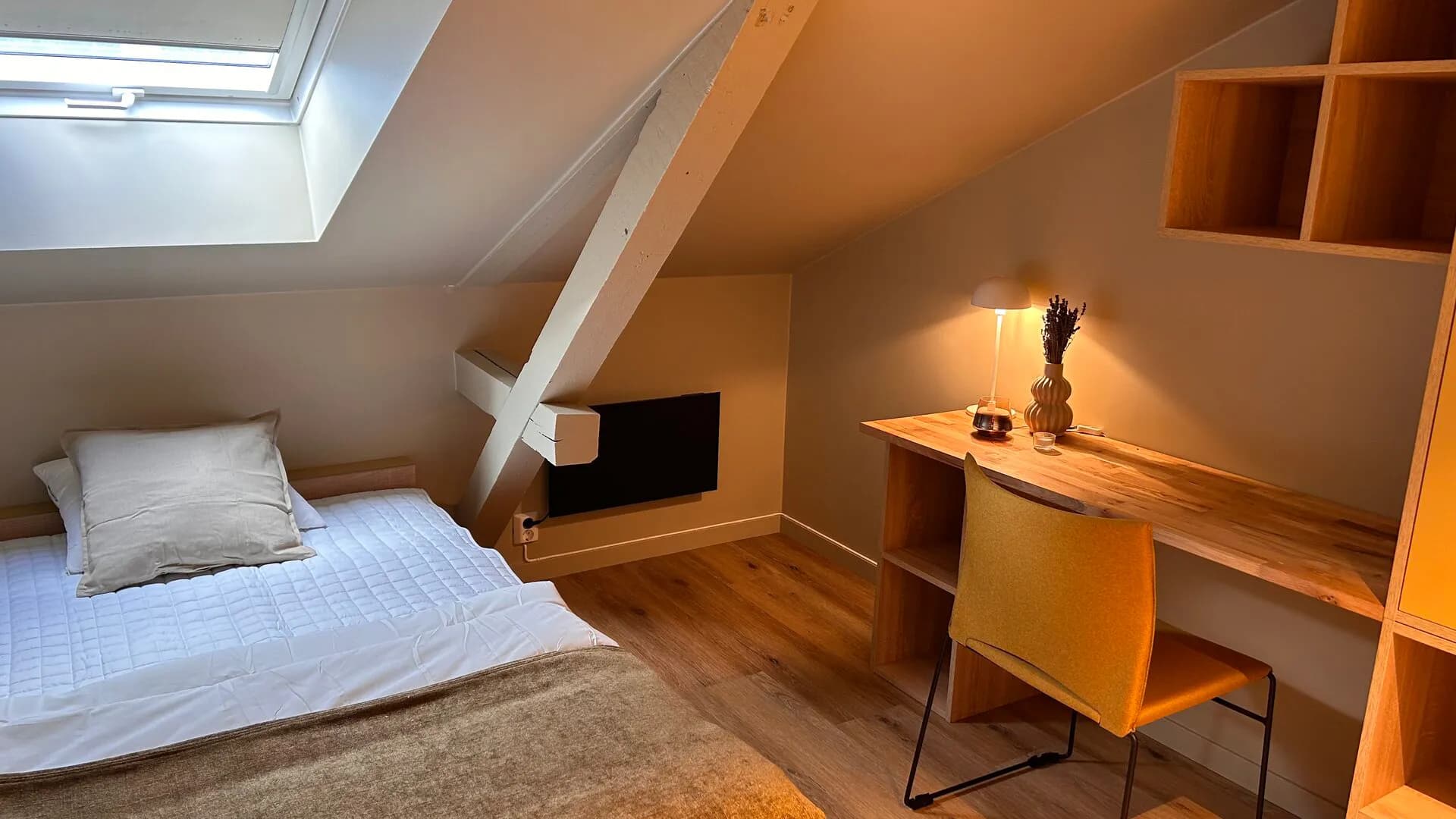 PRIVATE room photo 1