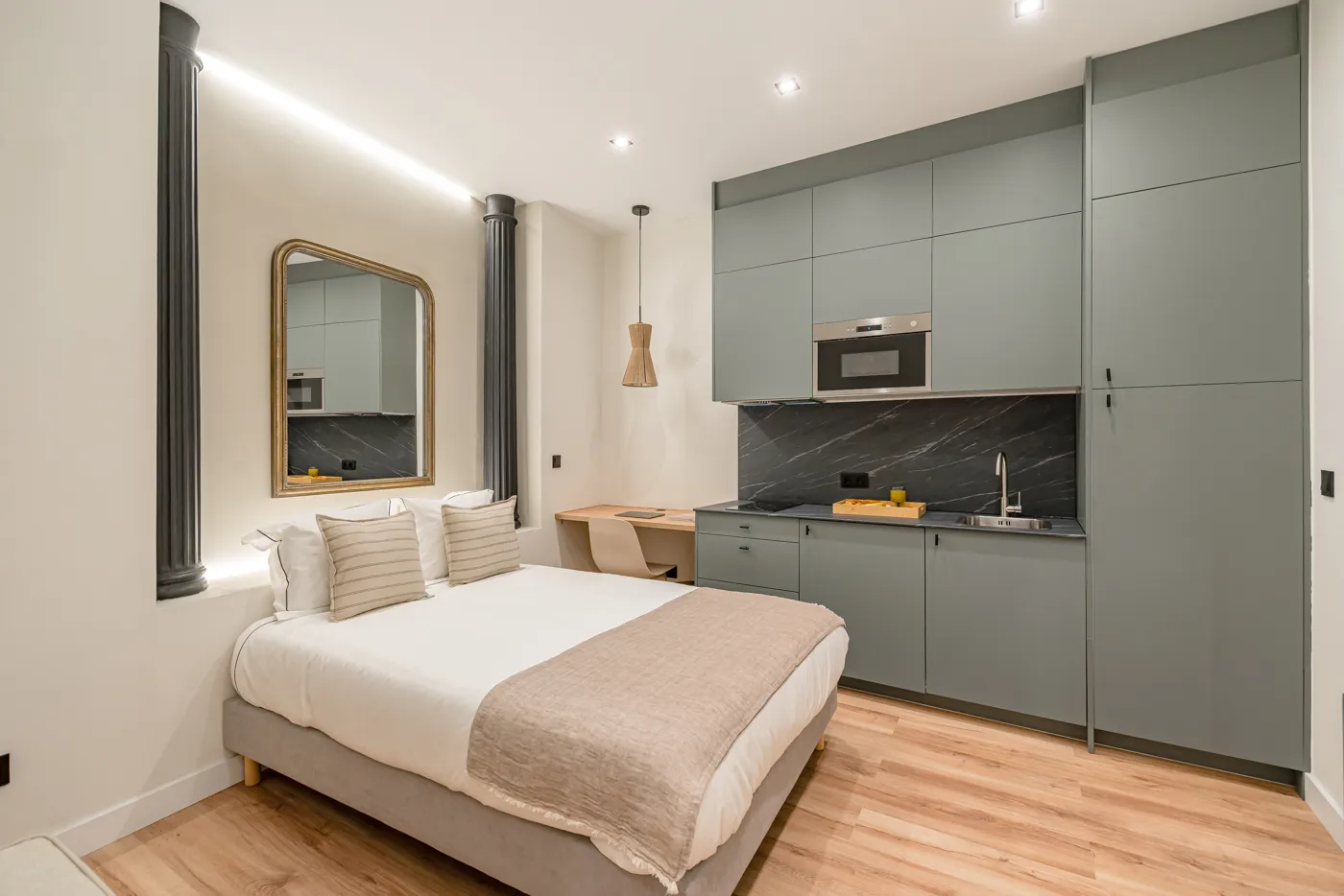 PRIVATE room photo 1