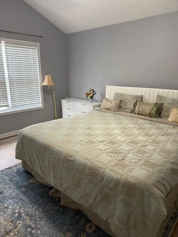 PRIVATE room photo 1