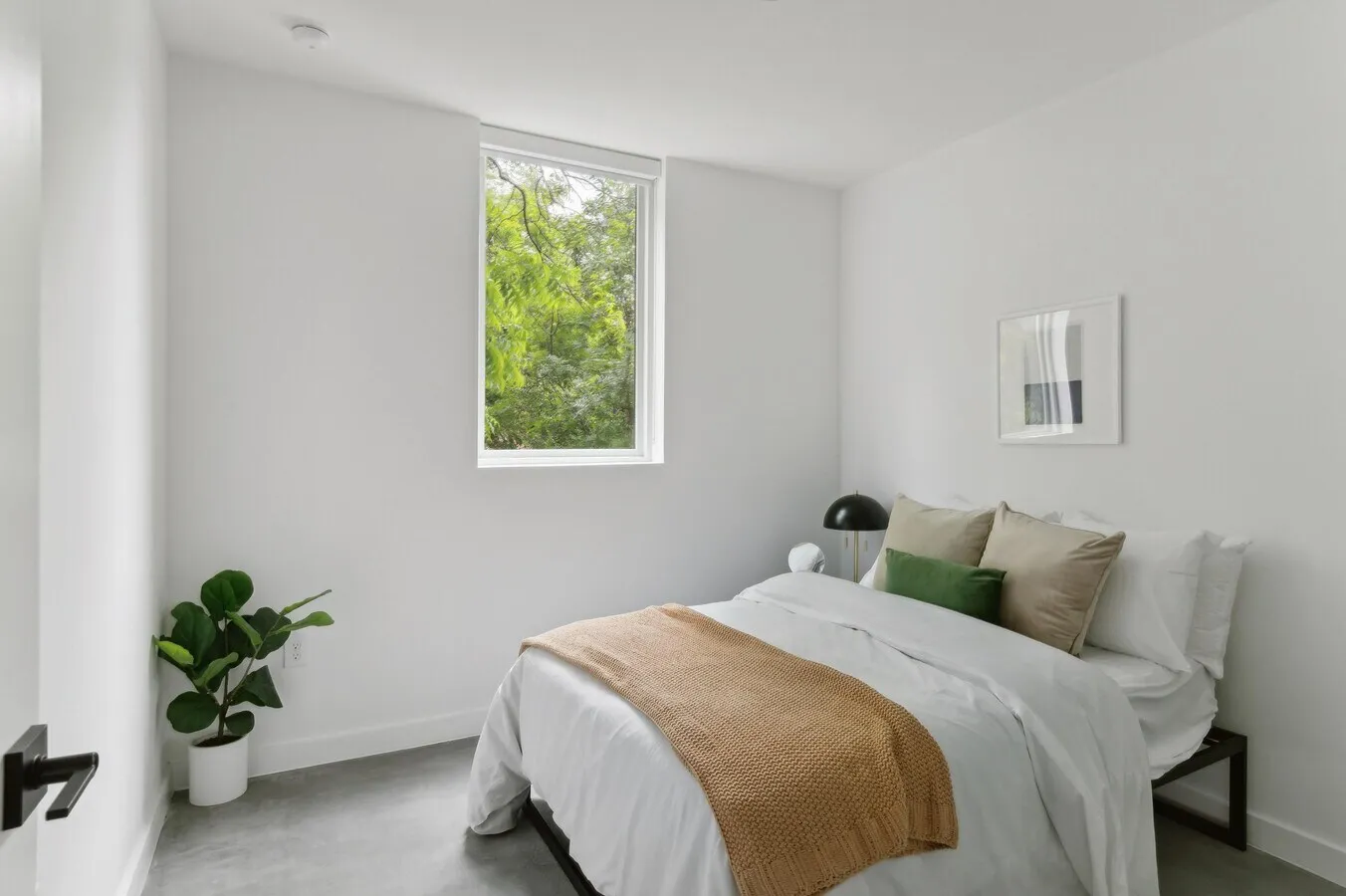 PRIVATE room photo 2