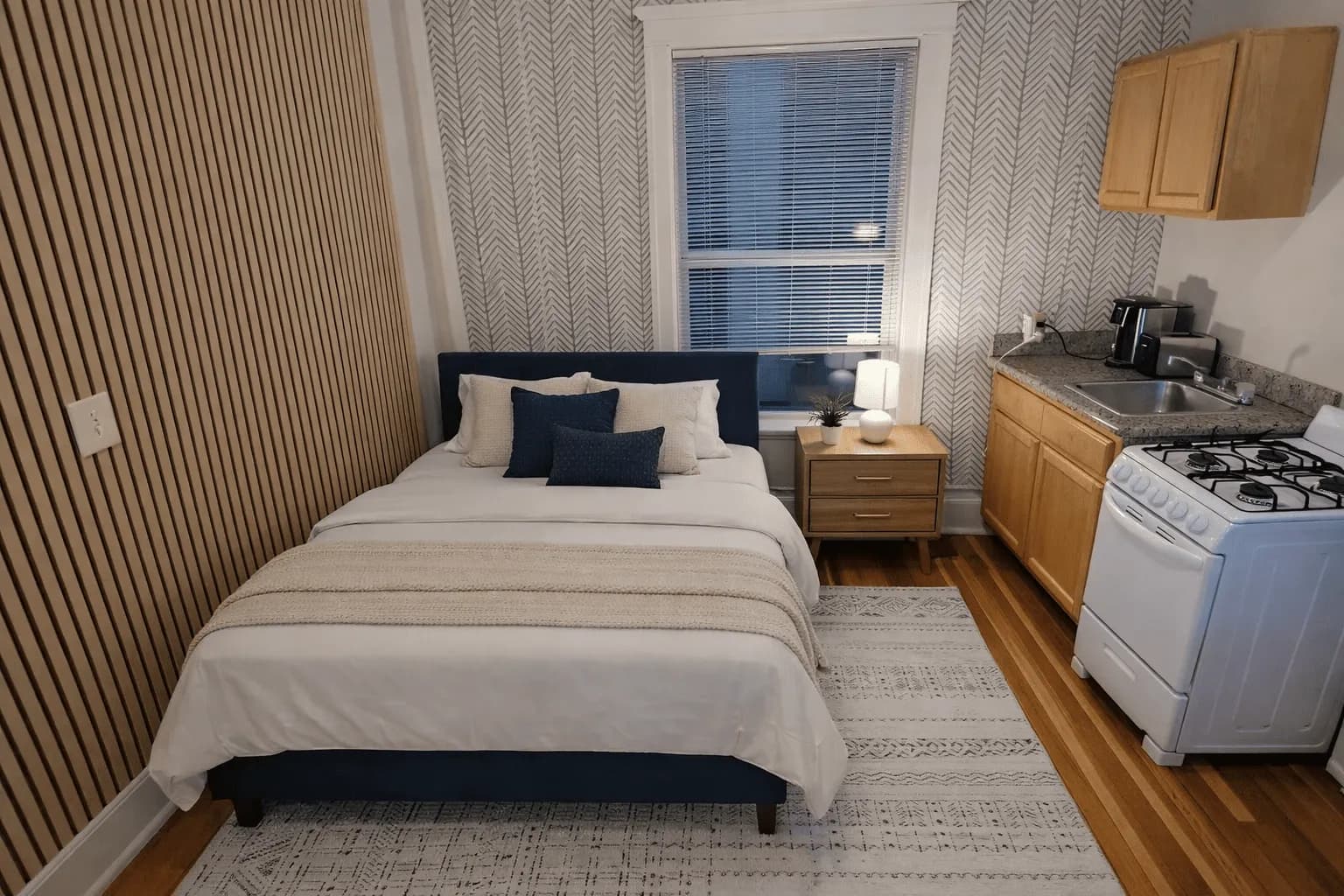 PRIVATE room photo 3