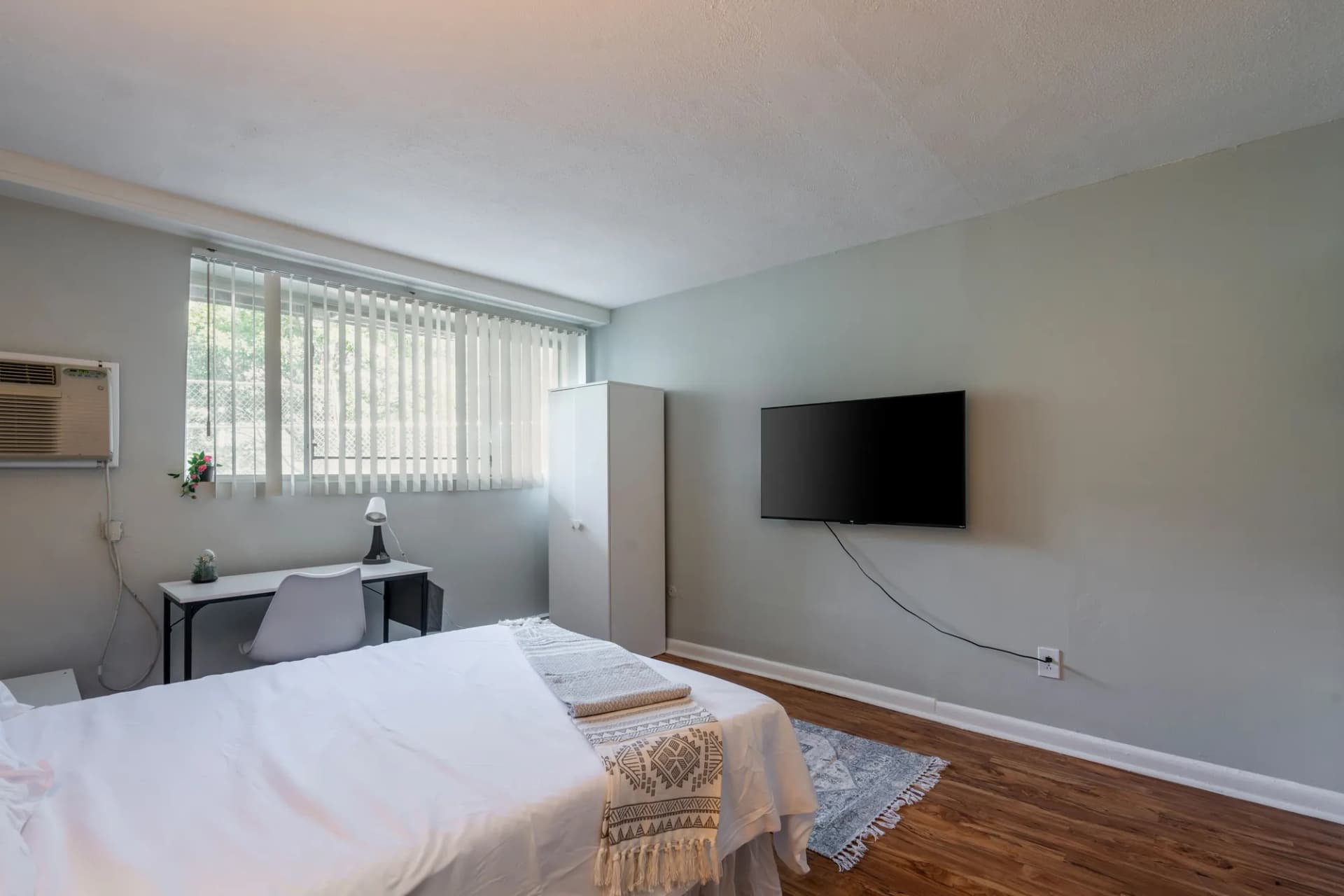 PRIVATE room photo 3