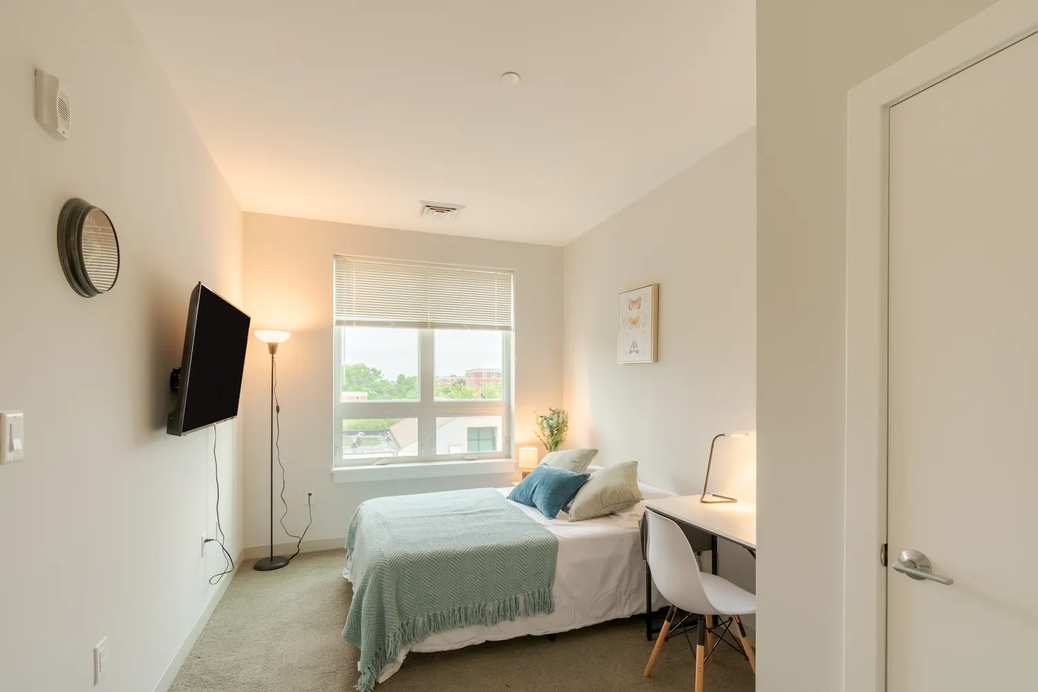 PRIVATE room photo 3