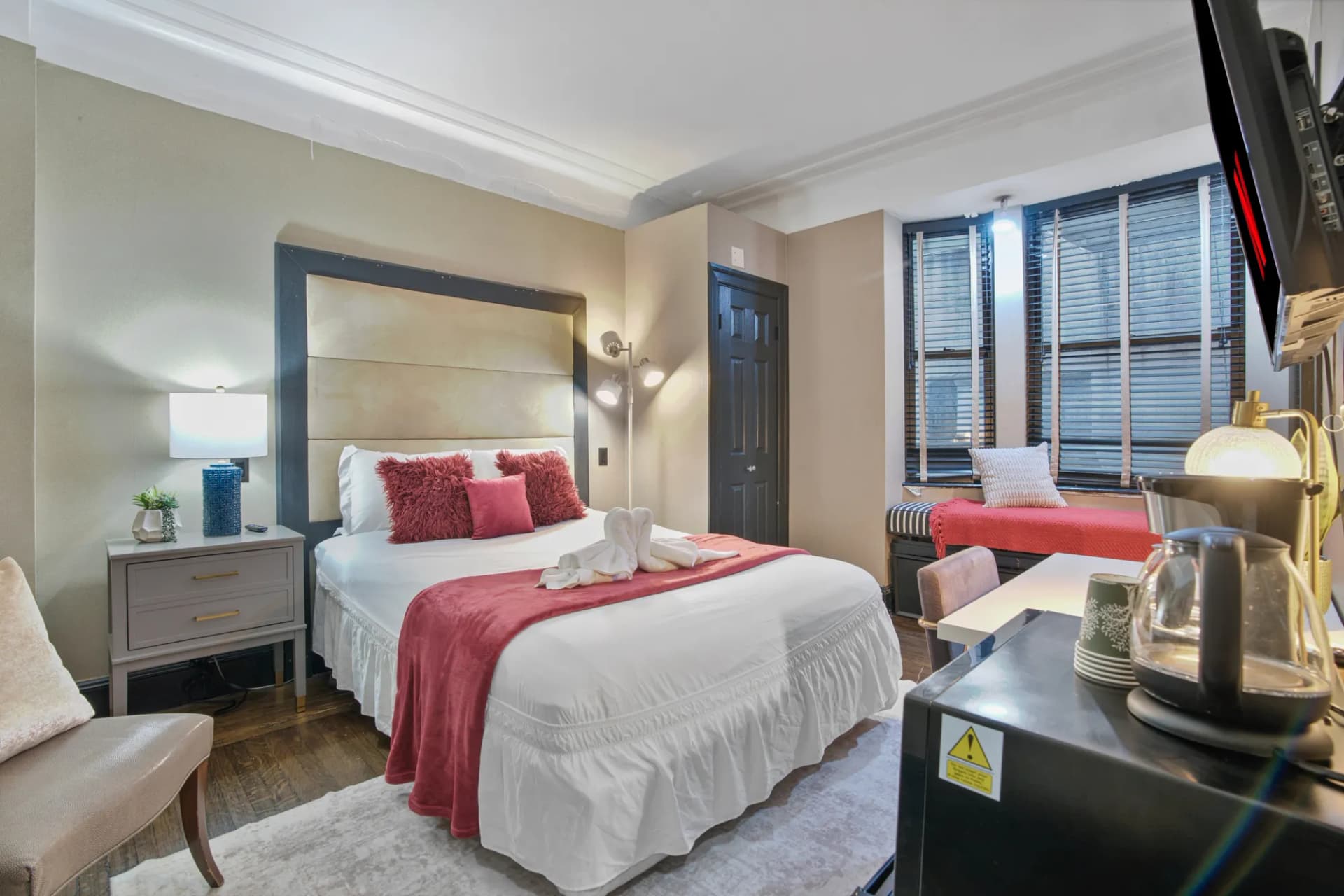 PRIVATE room photo 3