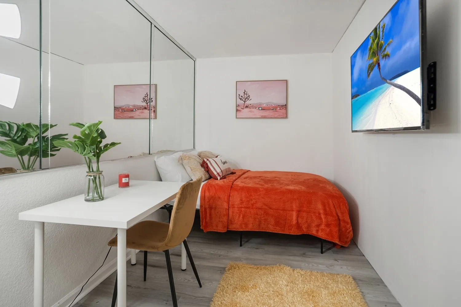 PRIVATE room photo 1